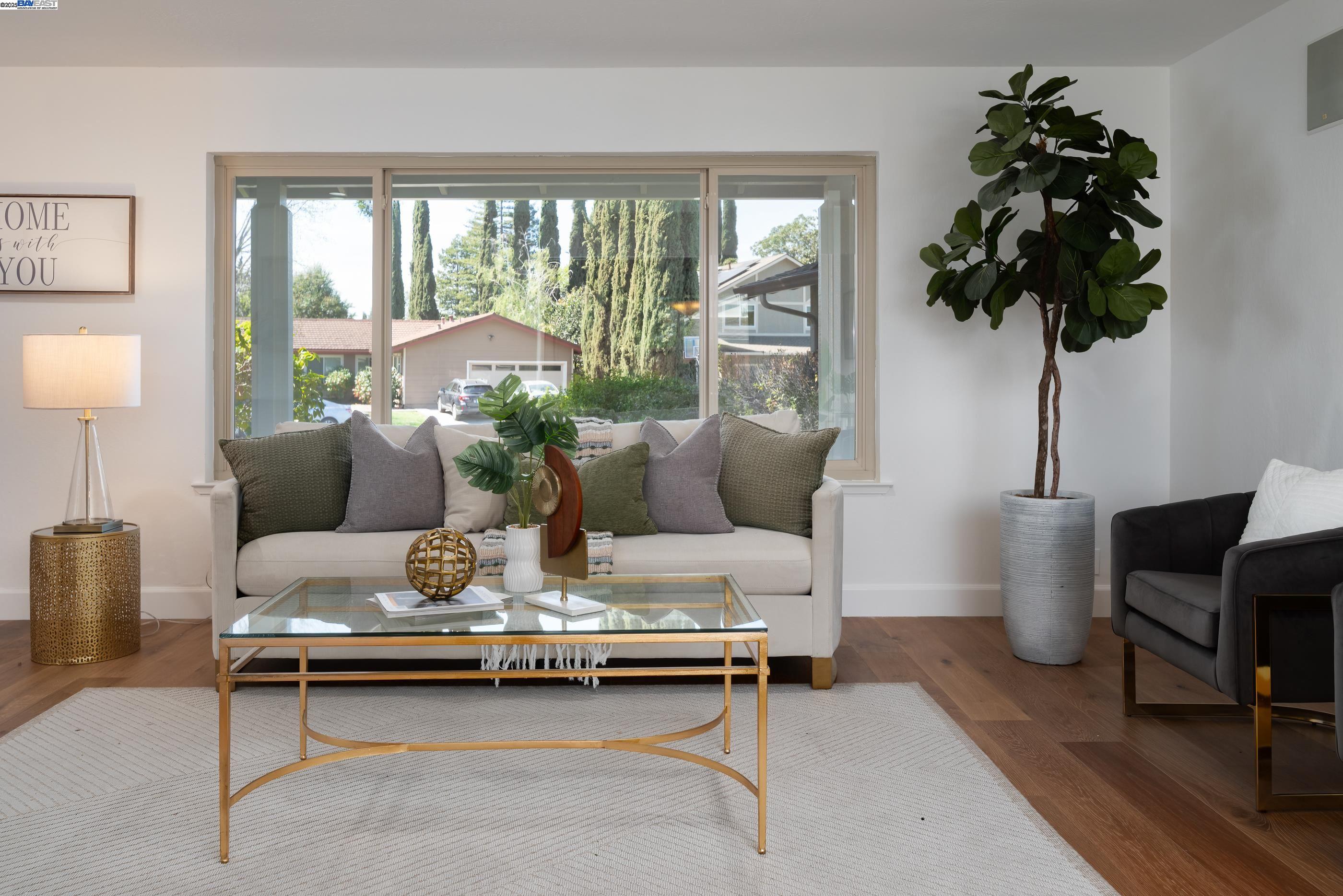 Detail Gallery Image 13 of 58 For 310 Trestle Glen Ct, Walnut Creek,  CA 94598 - 5 Beds | 2/1 Baths