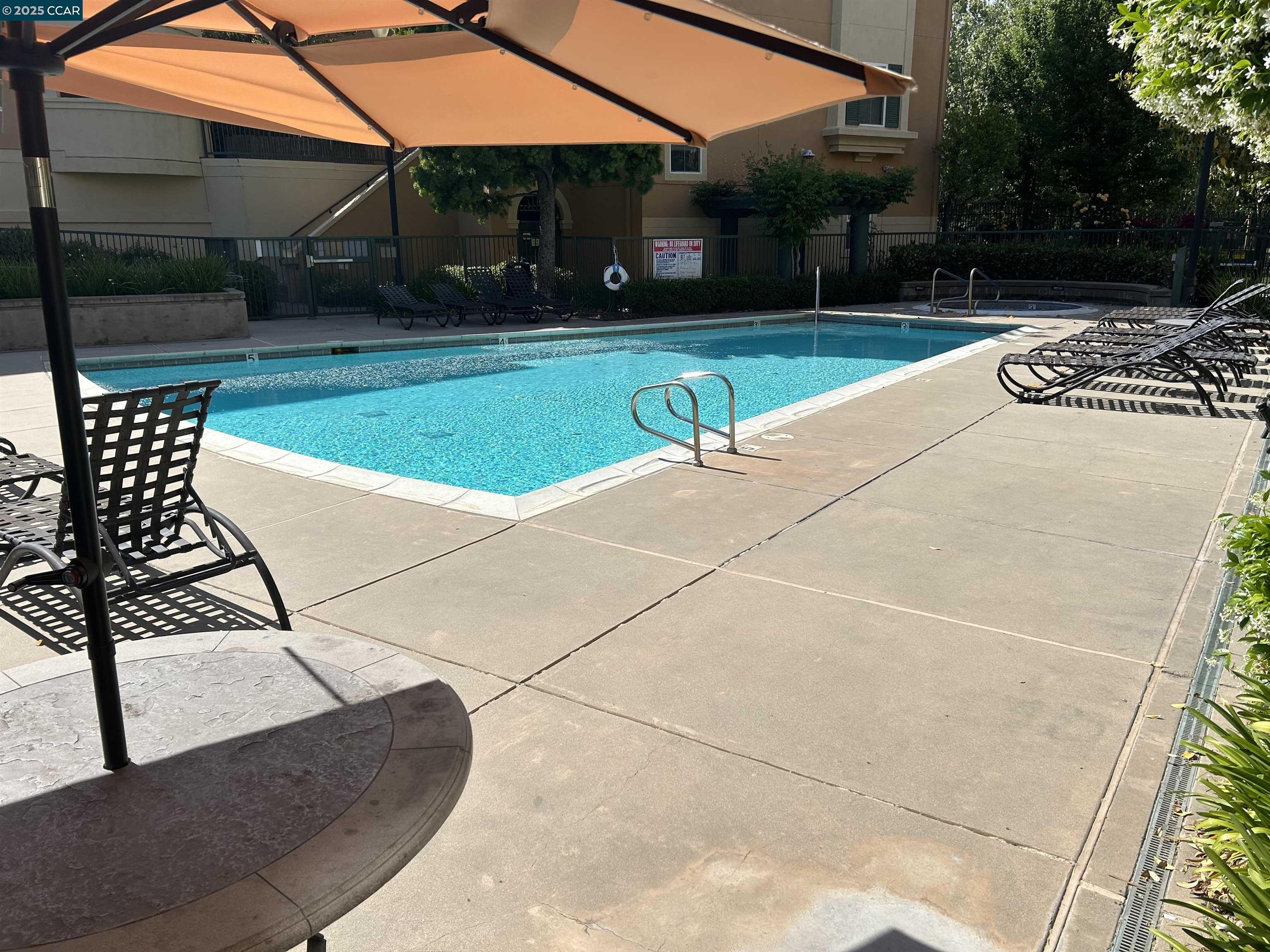 Detail Gallery Image 29 of 40 For 1310 Saddle Rack St #352,  San Jose,  CA 95126 - 3 Beds | 2 Baths