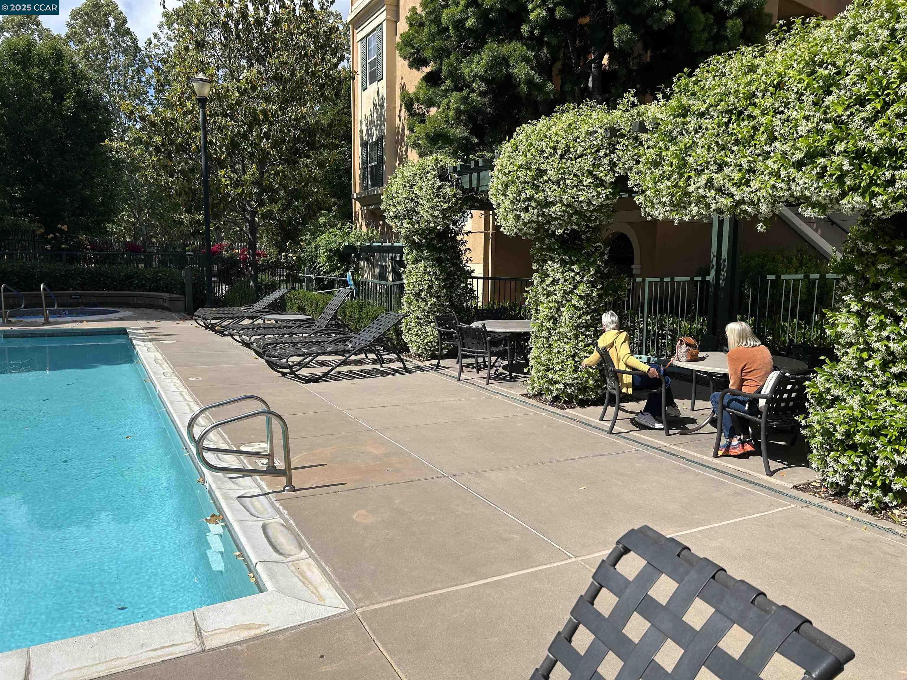 Detail Gallery Image 30 of 40 For 1310 Saddle Rack St #352,  San Jose,  CA 95126 - 3 Beds | 2 Baths