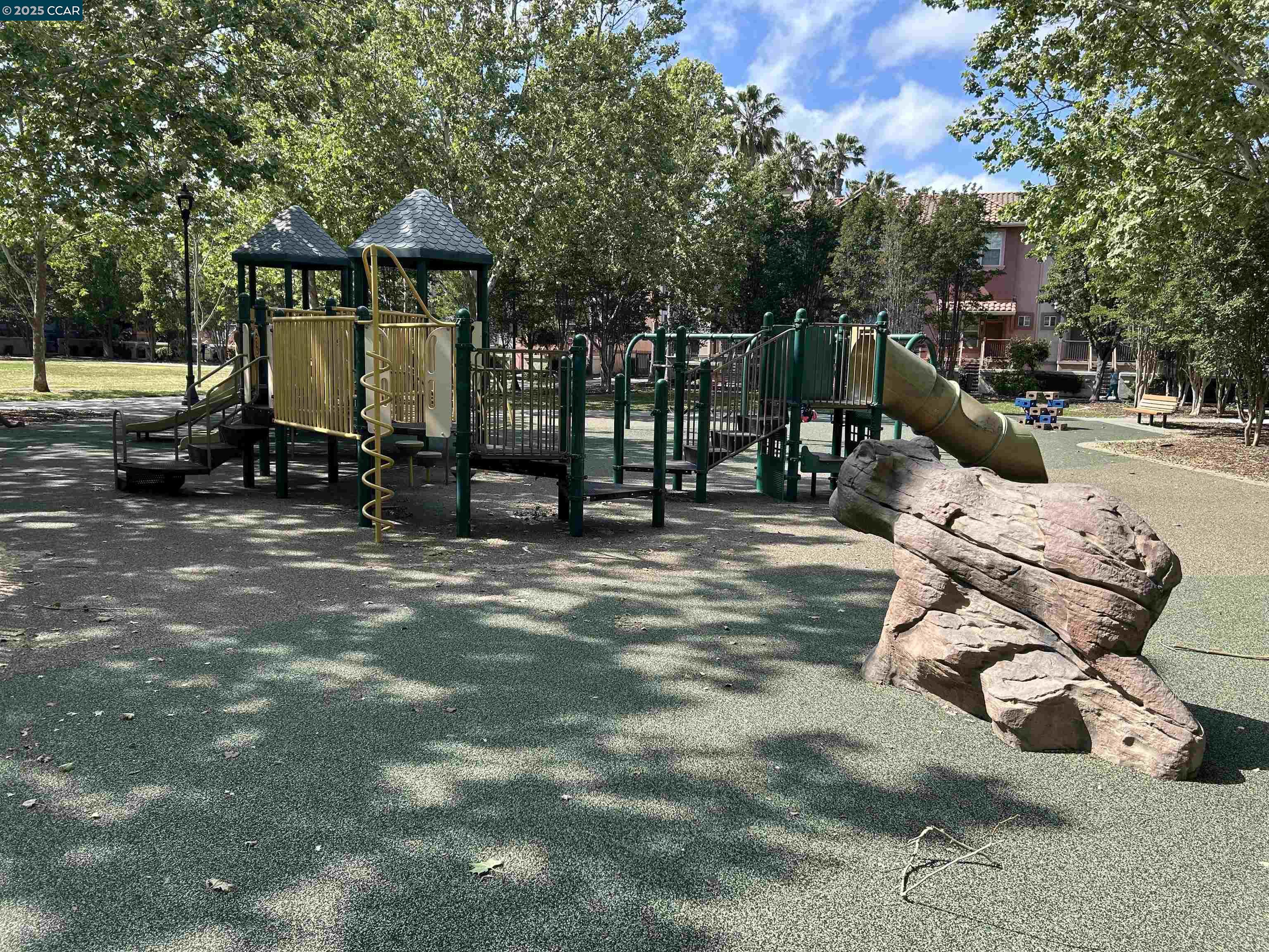 Detail Gallery Image 38 of 40 For 1310 Saddle Rack St #352,  San Jose,  CA 95126 - 3 Beds | 2 Baths