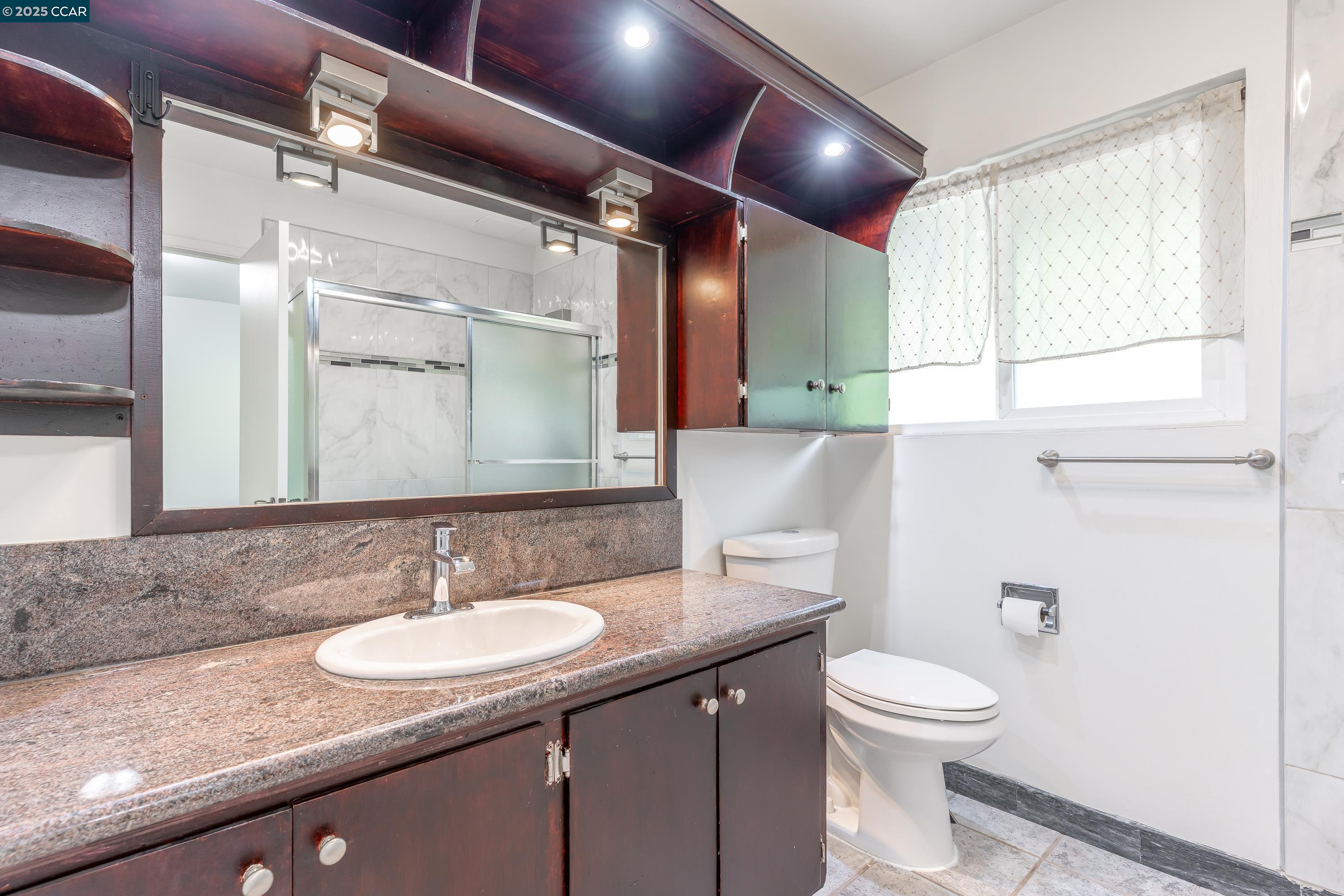 Detail Gallery Image 18 of 44 For 2345 Paloma Ct #6,  Pinole,  CA 94564 - 3 Beds | 2 Baths