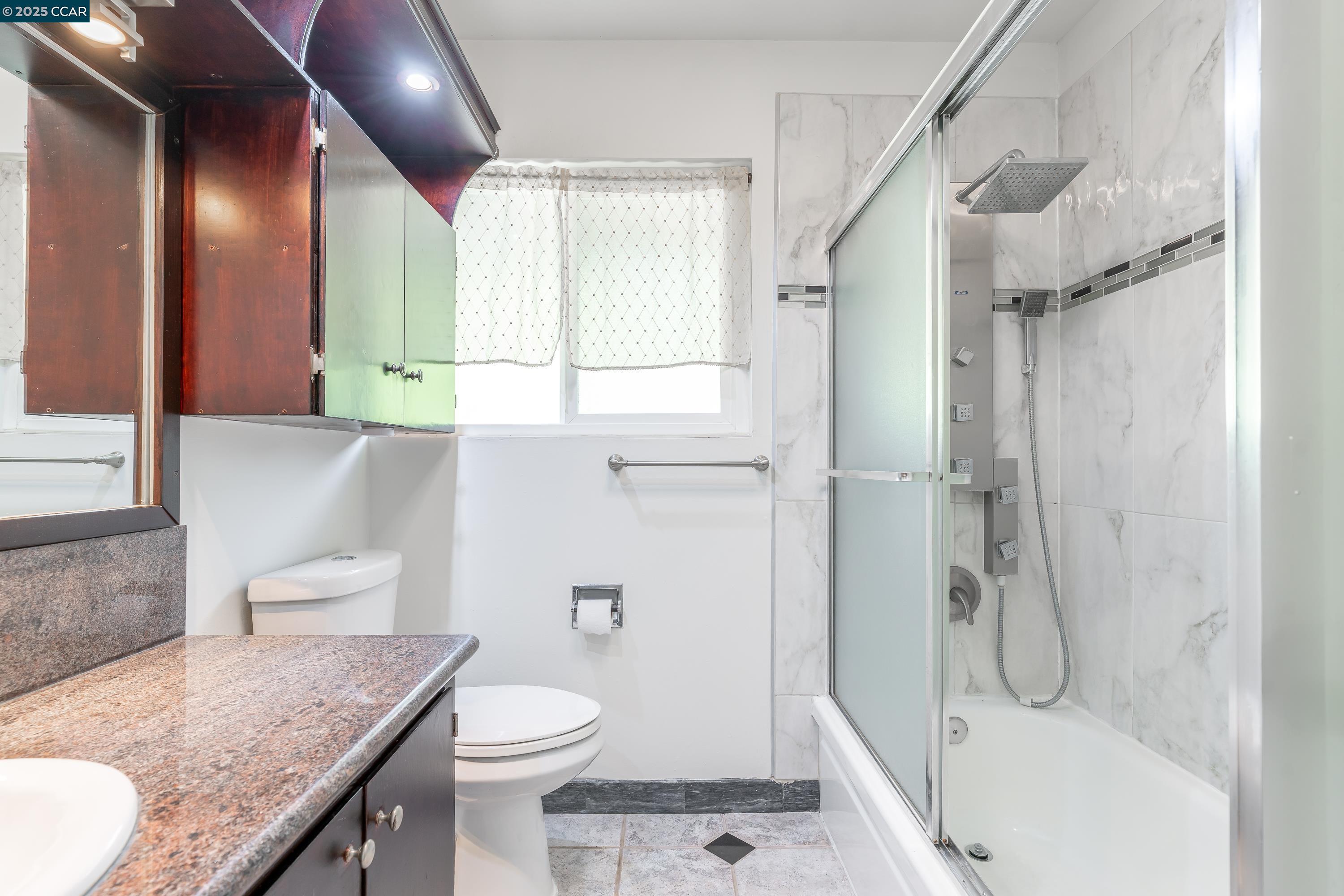 Detail Gallery Image 19 of 44 For 2345 Paloma Ct #6,  Pinole,  CA 94564 - 3 Beds | 2 Baths