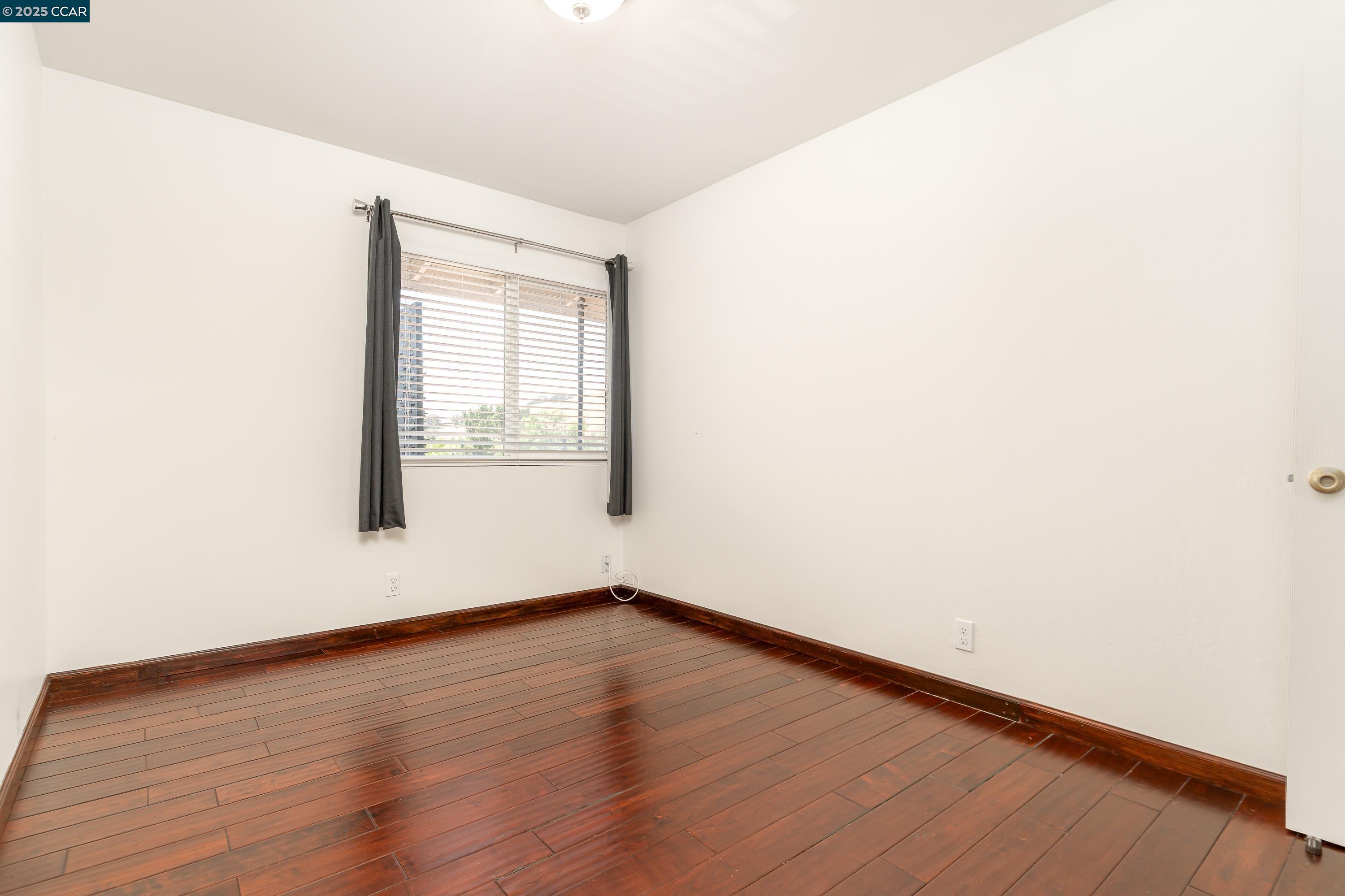 Detail Gallery Image 24 of 44 For 2345 Paloma Ct #6,  Pinole,  CA 94564 - 3 Beds | 2 Baths