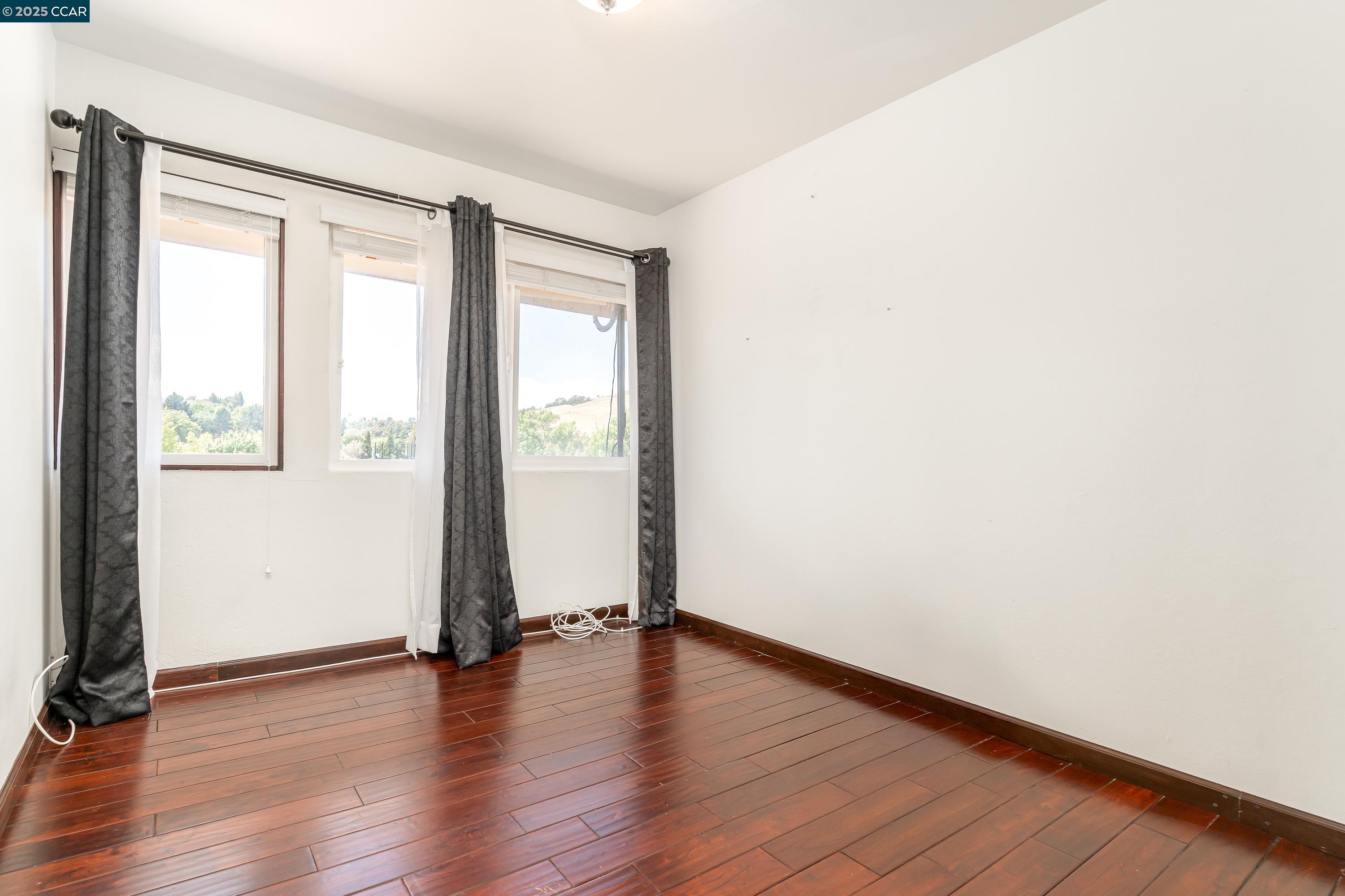 Detail Gallery Image 27 of 44 For 2345 Paloma Ct #6,  Pinole,  CA 94564 - 3 Beds | 2 Baths