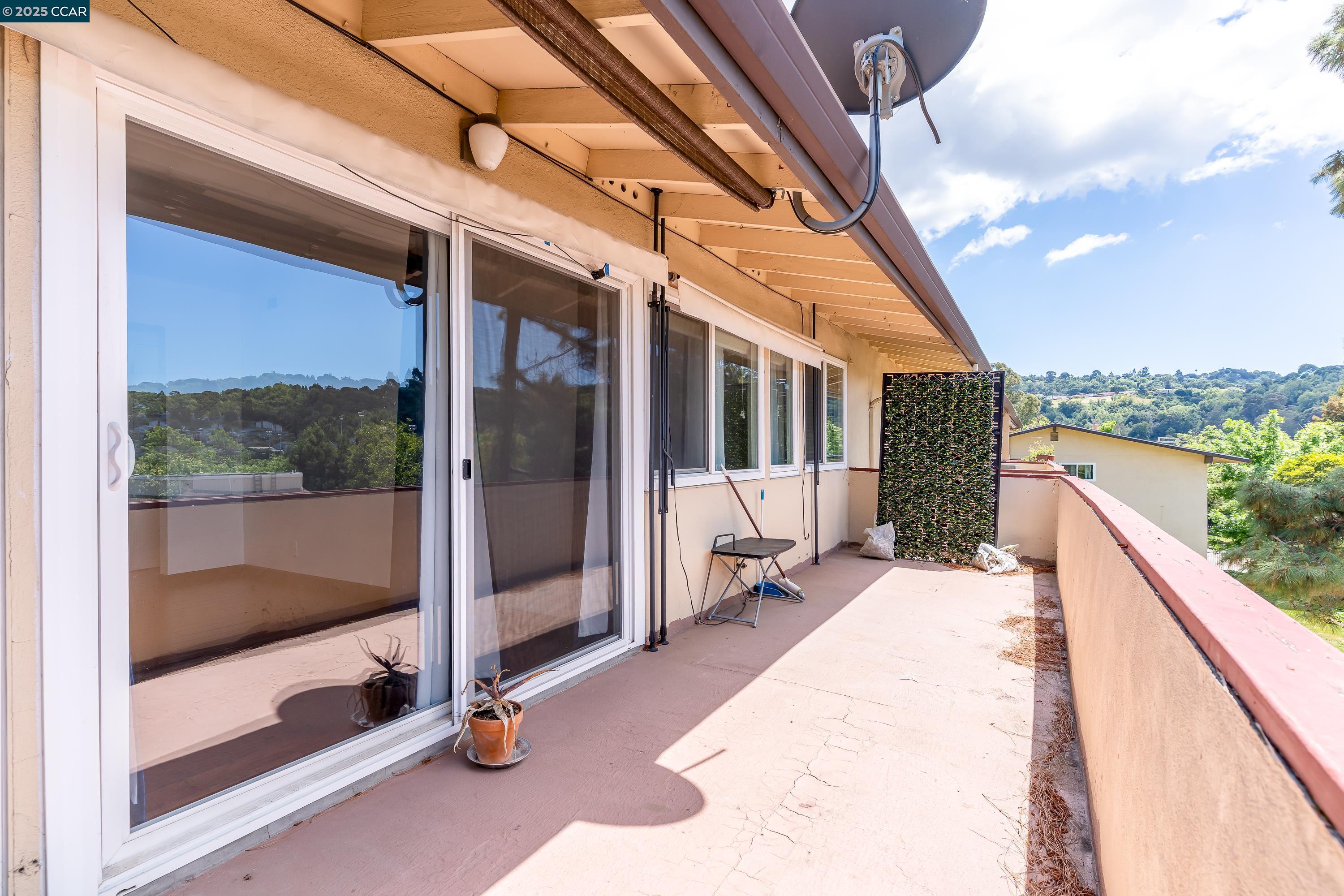 Detail Gallery Image 31 of 44 For 2345 Paloma Ct #6,  Pinole,  CA 94564 - 3 Beds | 2 Baths