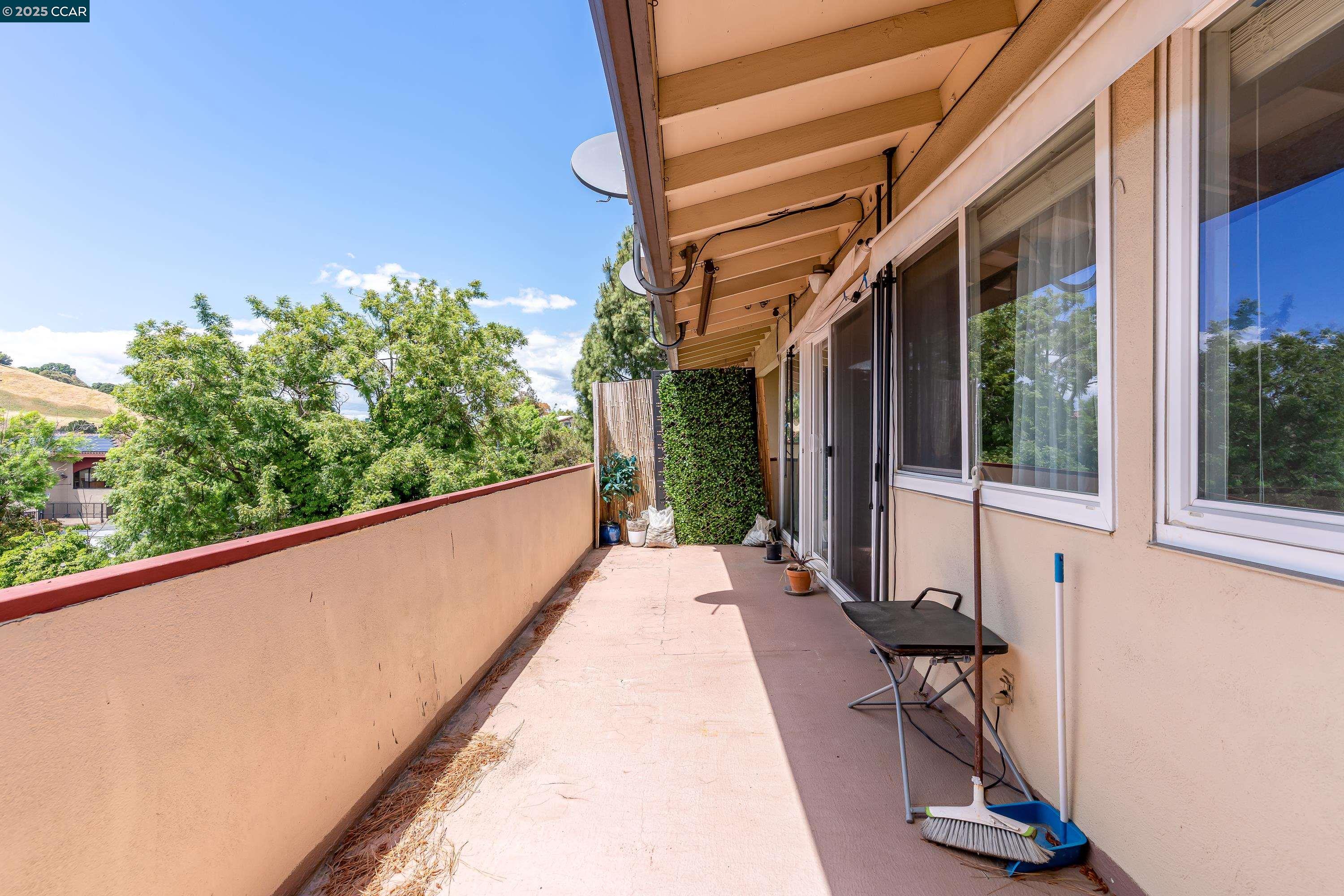 Detail Gallery Image 32 of 44 For 2345 Paloma Ct #6,  Pinole,  CA 94564 - 3 Beds | 2 Baths