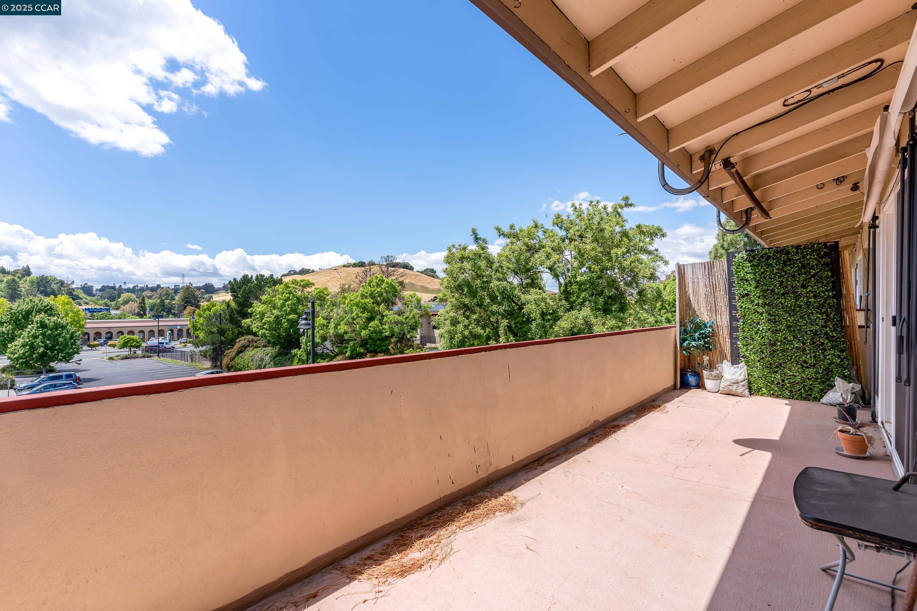 Detail Gallery Image 33 of 44 For 2345 Paloma Ct #6,  Pinole,  CA 94564 - 3 Beds | 2 Baths