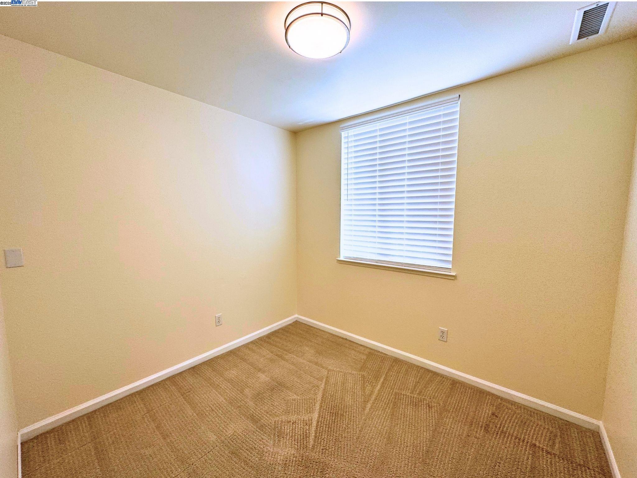 Detail Gallery Image 21 of 31 For 4651 Stern Dr, Merced,  CA 95348 - 4 Beds | 2/1 Baths