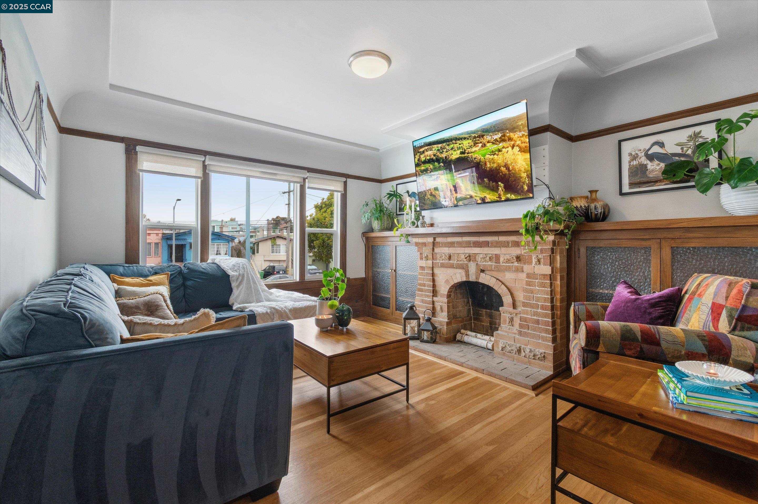 Detail Gallery Image 1 of 1 For 1118 Geneva Ave, San Francisco,  CA 94112 - 2 Beds | 2 Baths