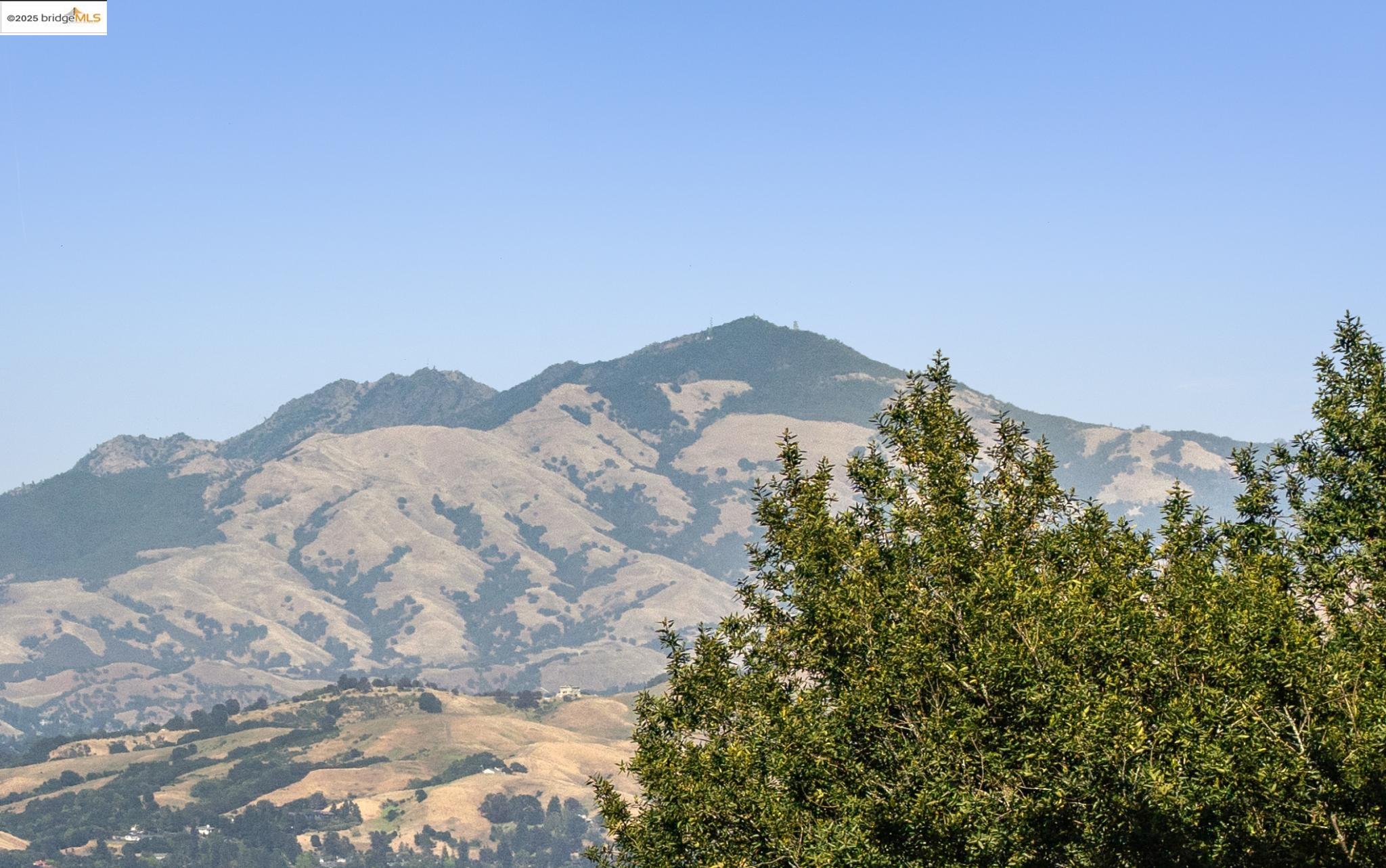 Thumbnail for 6824 Wilton Dr, Oakland, CA 94611