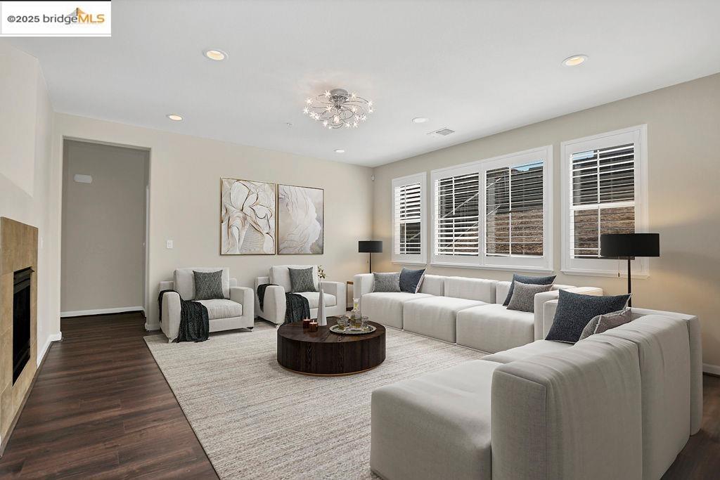 Detail Gallery Image 15 of 52 For 3120 Rio Viejo Drive, Bay Point,  CA 94565-7693 - 5 Beds | 3 Baths