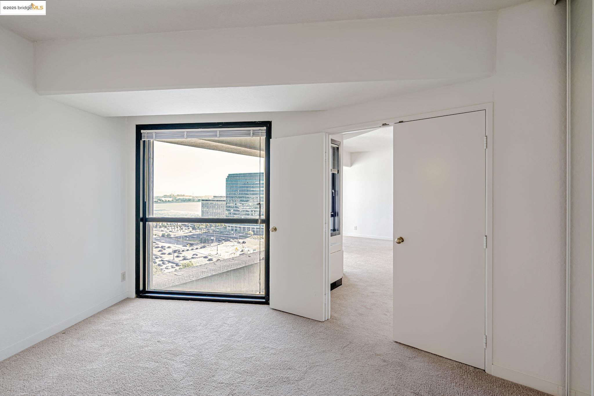 Photo #12: 41099382 Listing: Photo #12