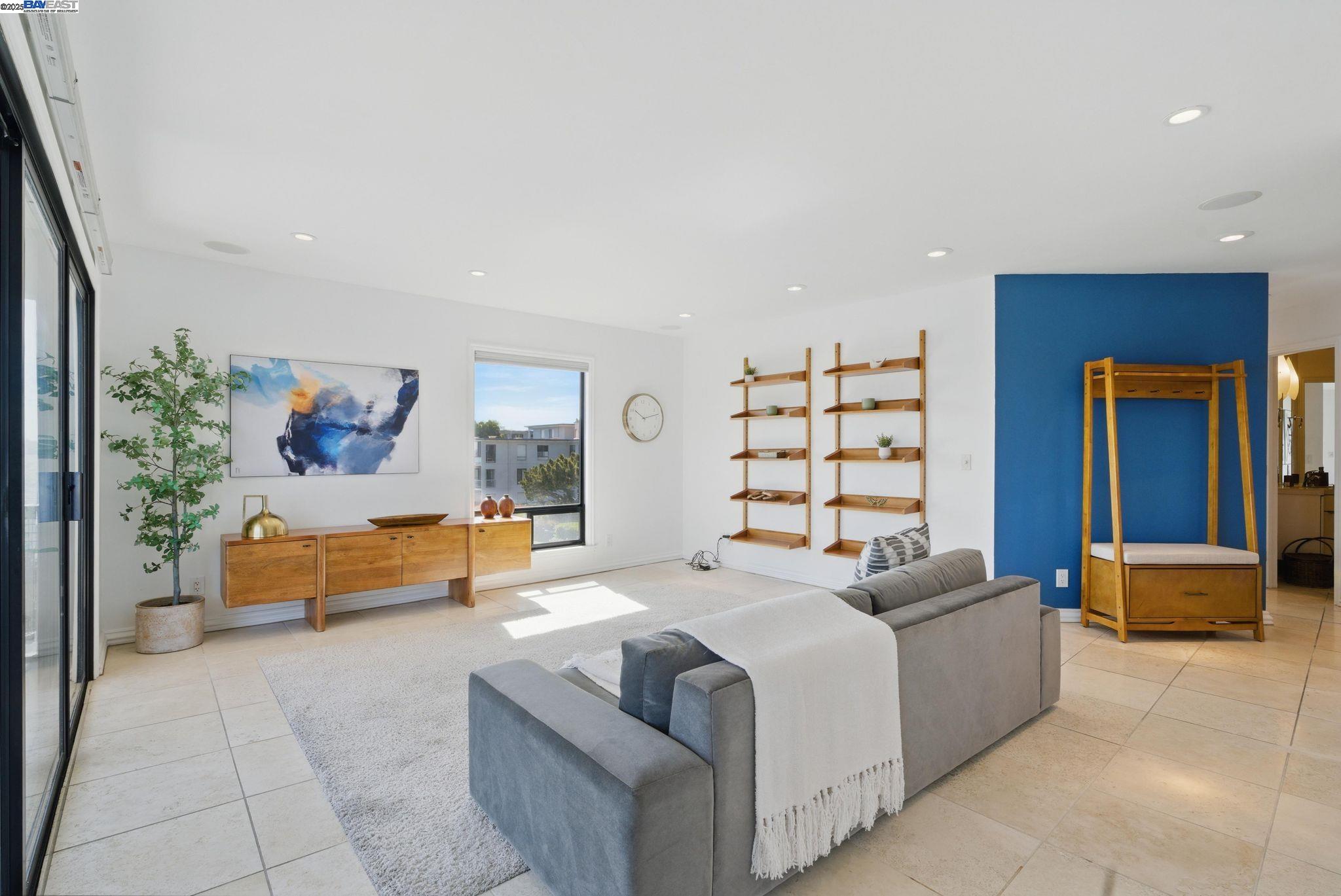 Photo #5: 41099402 Listing 