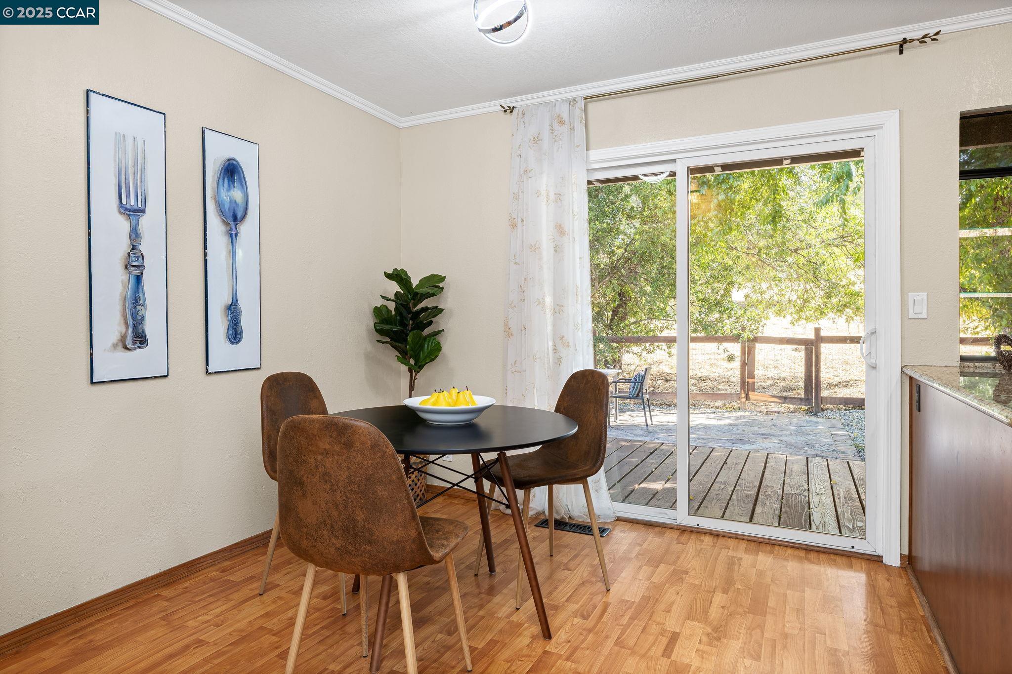 Detail Gallery Image 7 of 53 For 3165 Hambletonian Lane, Walnut Creek,  CA 94598 - 4 Beds | 2 Baths