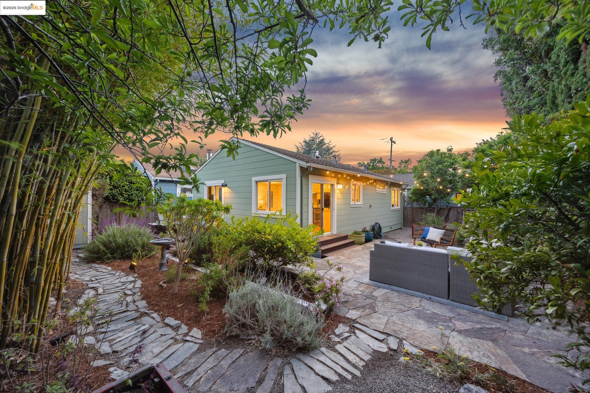 Thumbnail for 2335 10th St, Berkeley, CA 94710