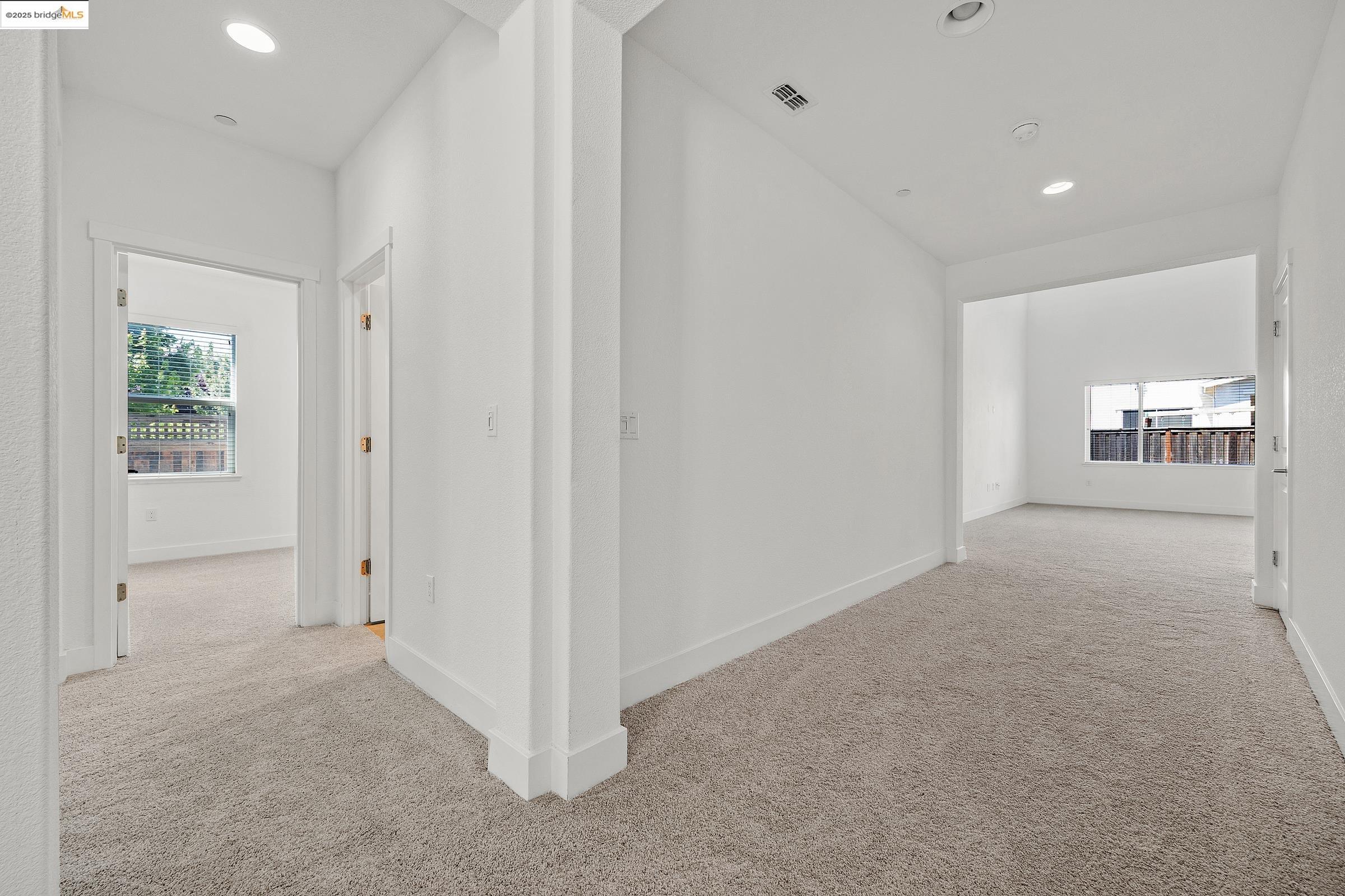 Detail Gallery Image 24 of 38 For 18499 Lewiston Dr, Lathrop,  CA 95330-8433 - 4 Beds | 3/1 Baths