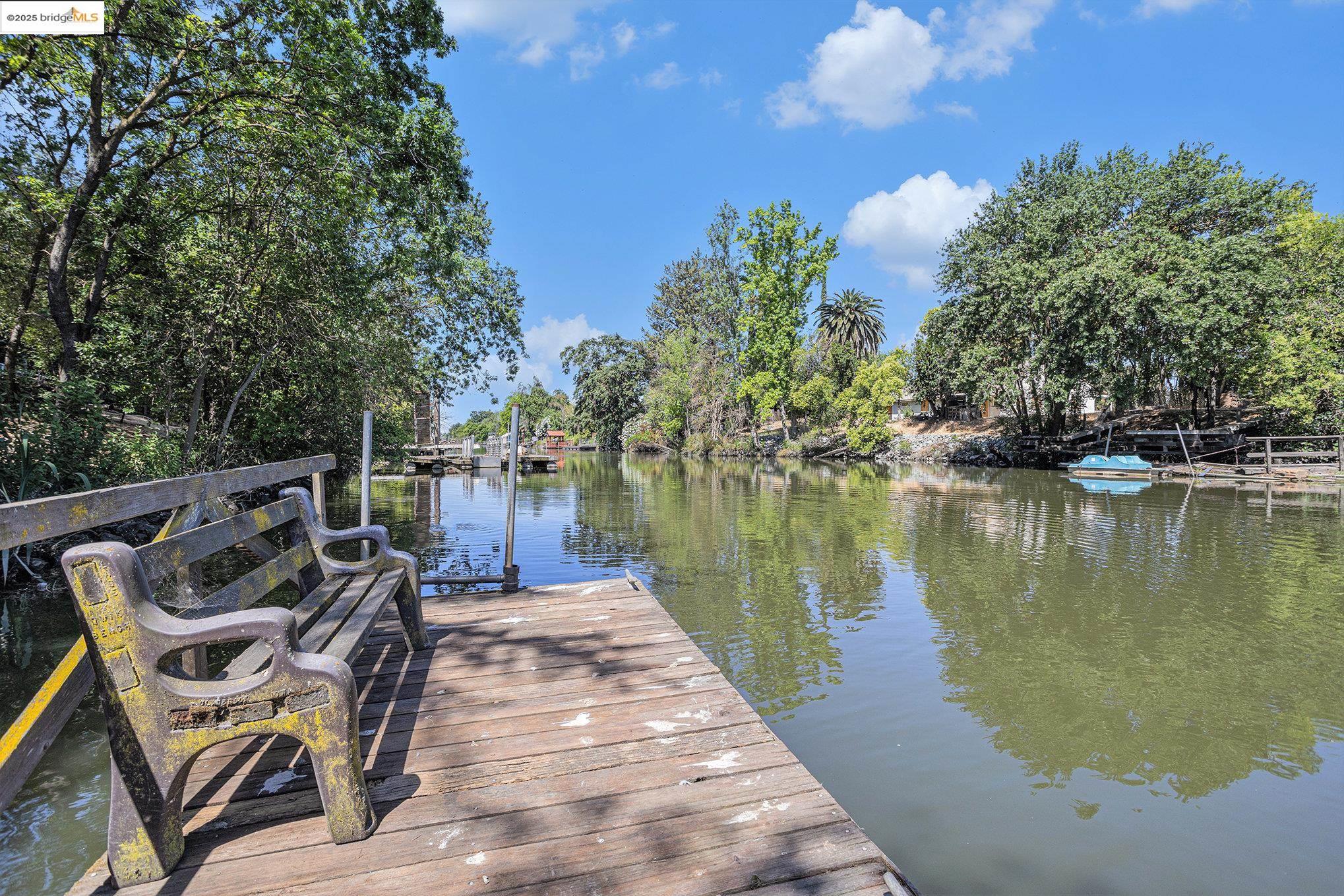 Detail Gallery Image 2 of 53 For 1545 W Walnut Street, Stockton,  CA 95203 - 3 Beds | 2 Baths