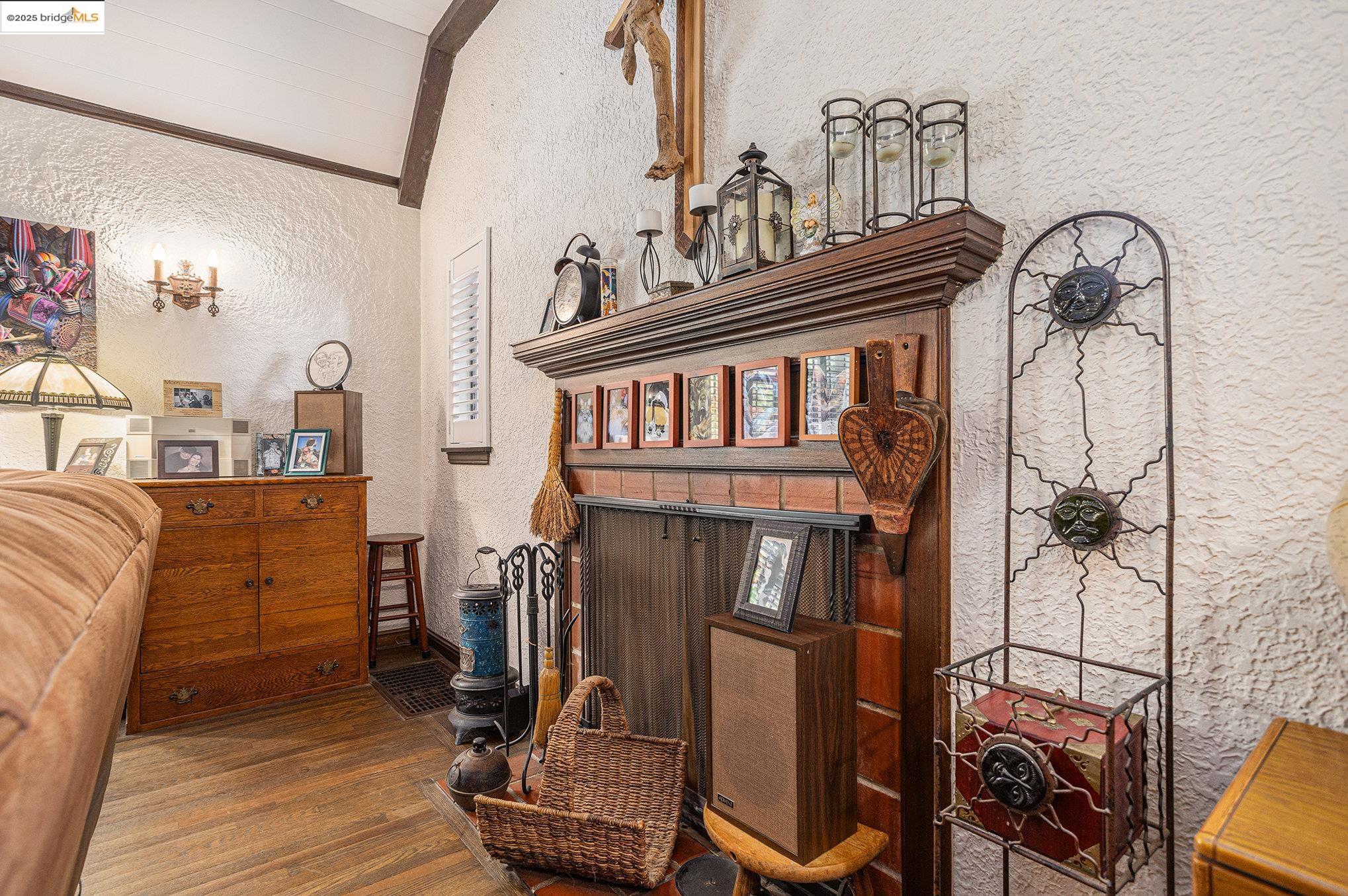 Detail Gallery Image 12 of 53 For 1545 W Walnut Street, Stockton,  CA 95203 - 3 Beds | 2 Baths