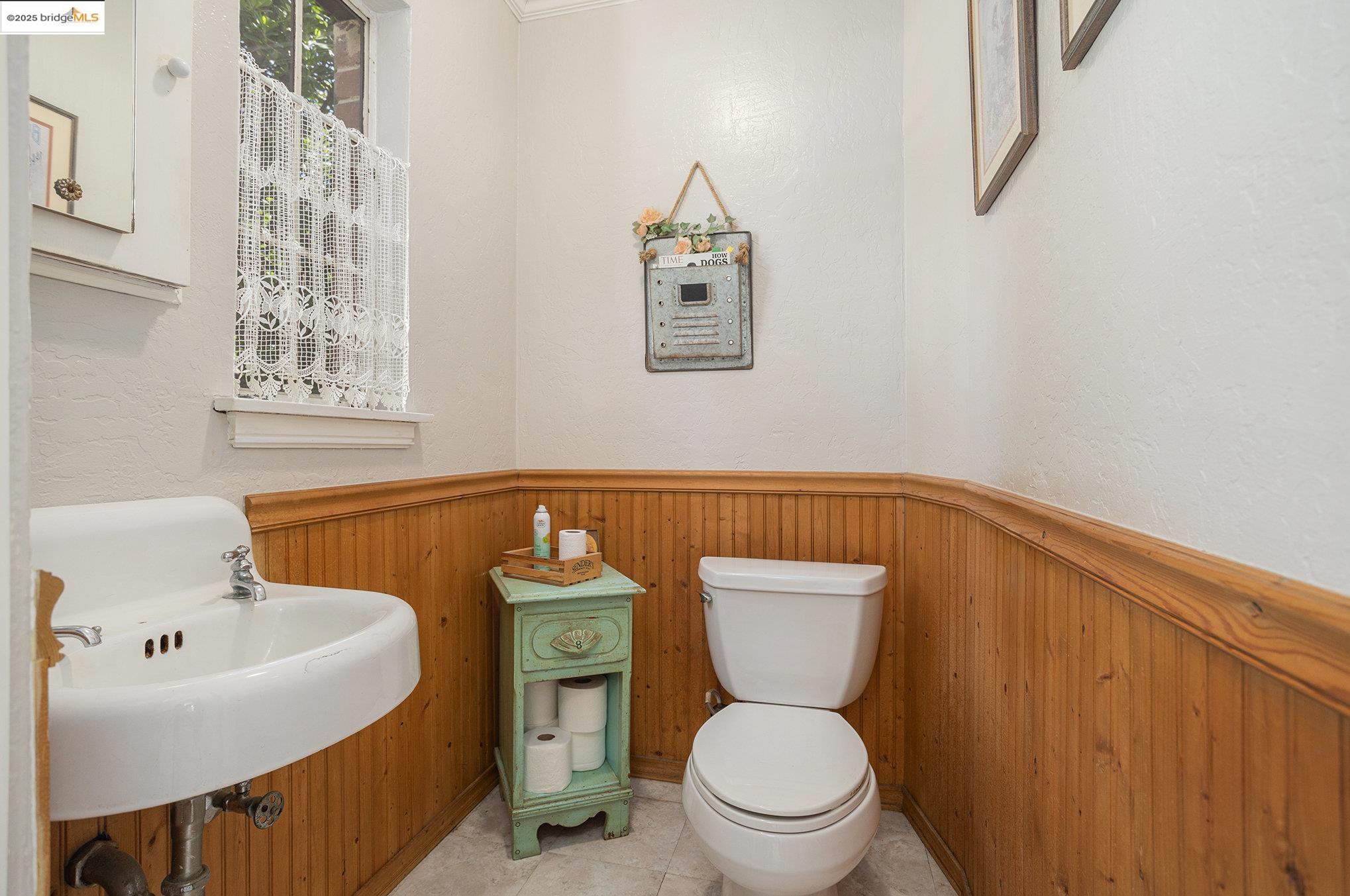 Detail Gallery Image 20 of 53 For 1545 W Walnut Street, Stockton,  CA 95203 - 3 Beds | 2 Baths