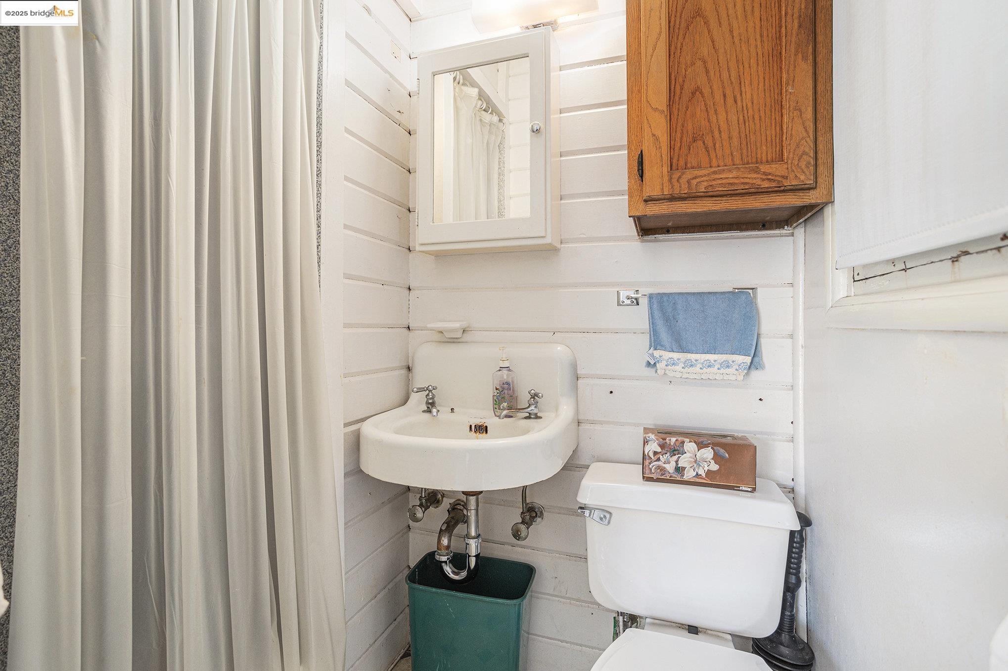 Detail Gallery Image 40 of 53 For 1545 W Walnut Street, Stockton,  CA 95203 - 3 Beds | 2 Baths