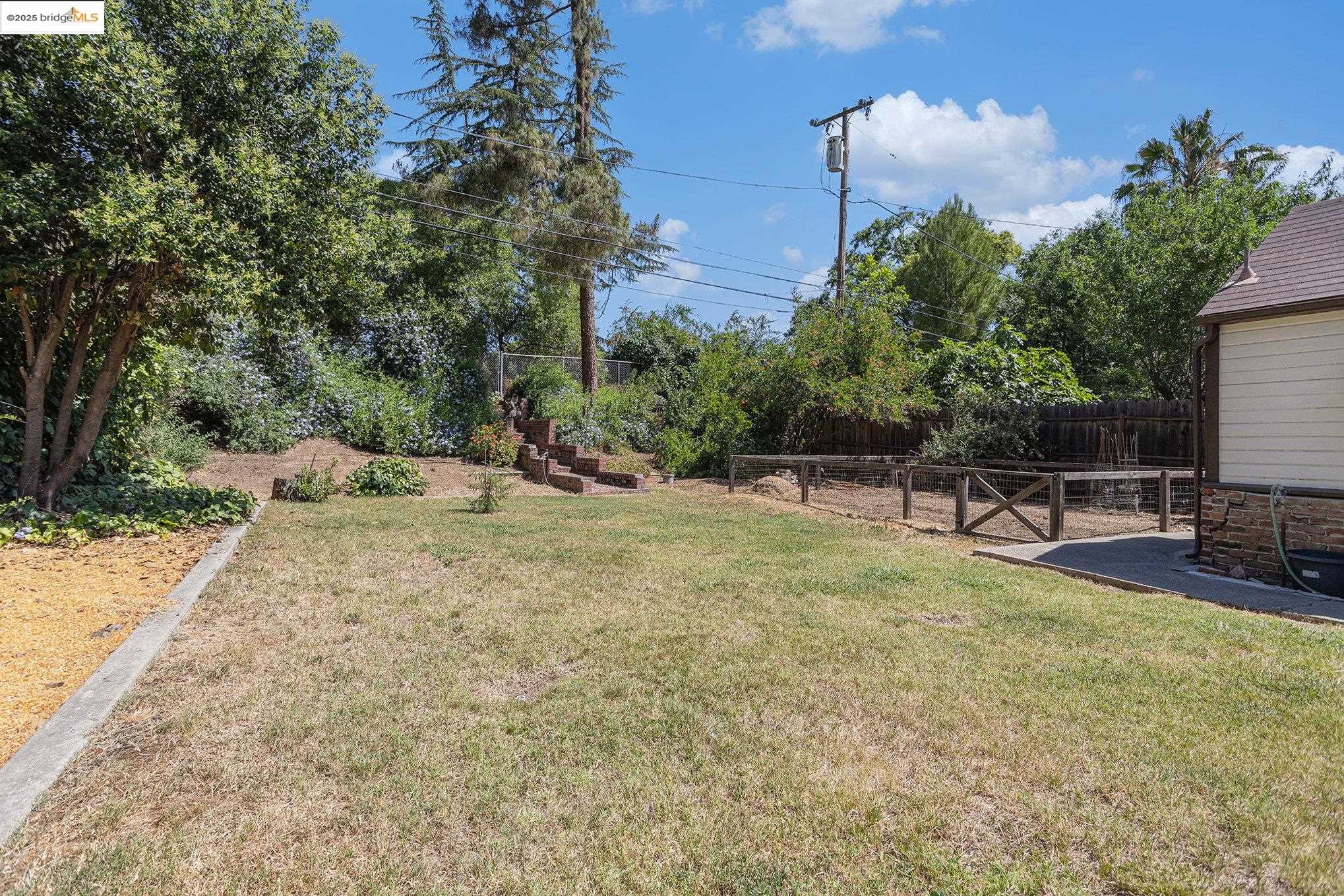 Detail Gallery Image 42 of 53 For 1545 W Walnut Street, Stockton,  CA 95203 - 3 Beds | 2 Baths