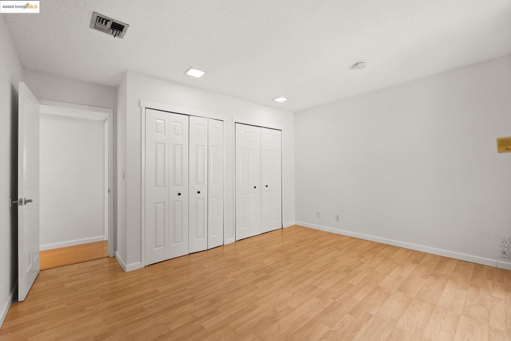 Detail Gallery Image 21 of 36 For 300 Locust Dr #6,  Vallejo,  CA 94591 - 2 Beds | 2/1 Baths