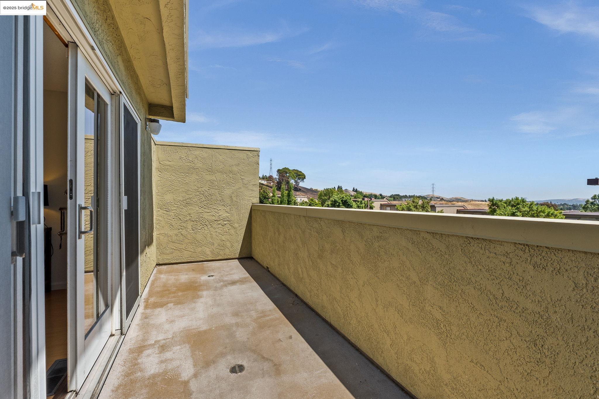 Detail Gallery Image 29 of 36 For 300 Locust Dr #6,  Vallejo,  CA 94591 - 2 Beds | 2/1 Baths