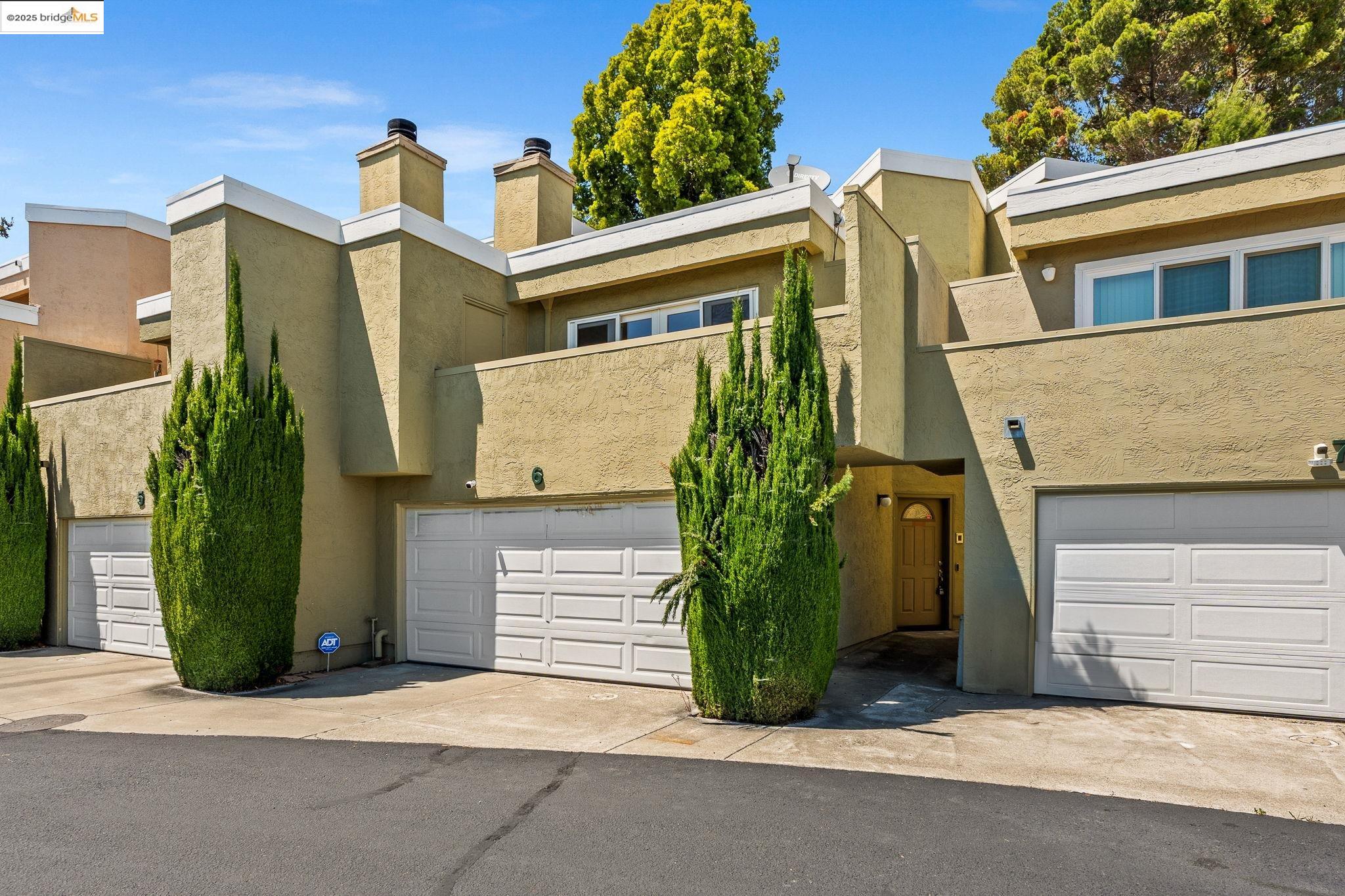 Detail Gallery Image 31 of 36 For 300 Locust Dr #6,  Vallejo,  CA 94591 - 2 Beds | 2/1 Baths