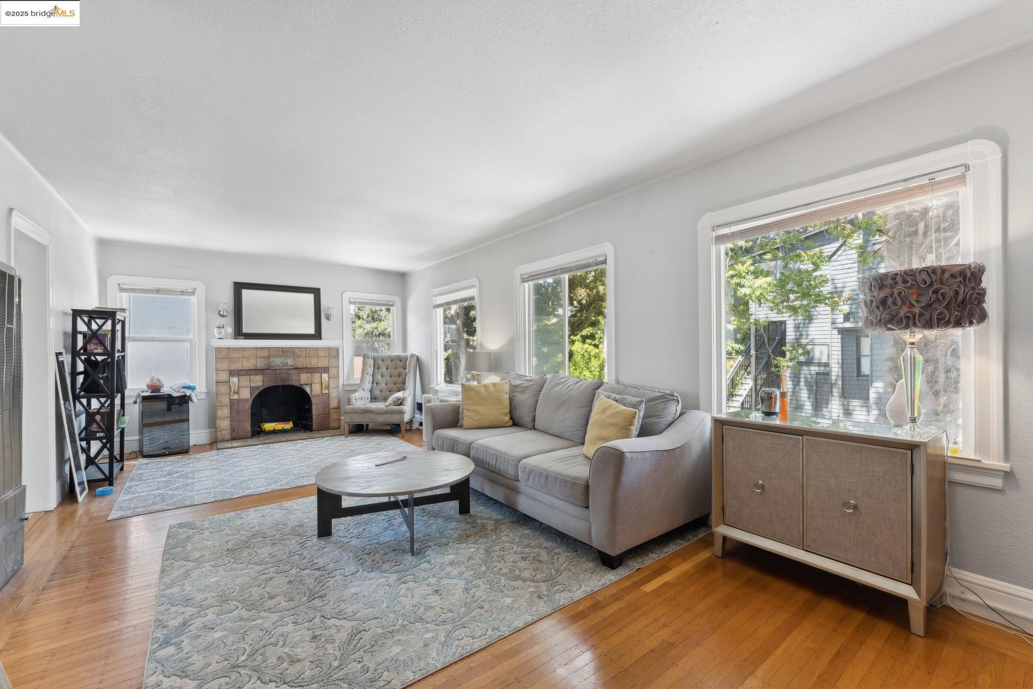 More Details about MLS # 41099459 : 2823 11TH AVE # B
