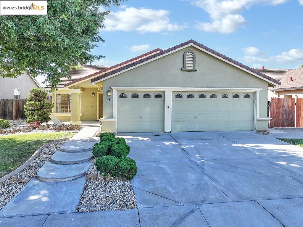 Detail Gallery Image 1 of 32 For 1754 Ray Wise Ln, Tracy,  CA 95376 - 4 Beds | 2 Baths