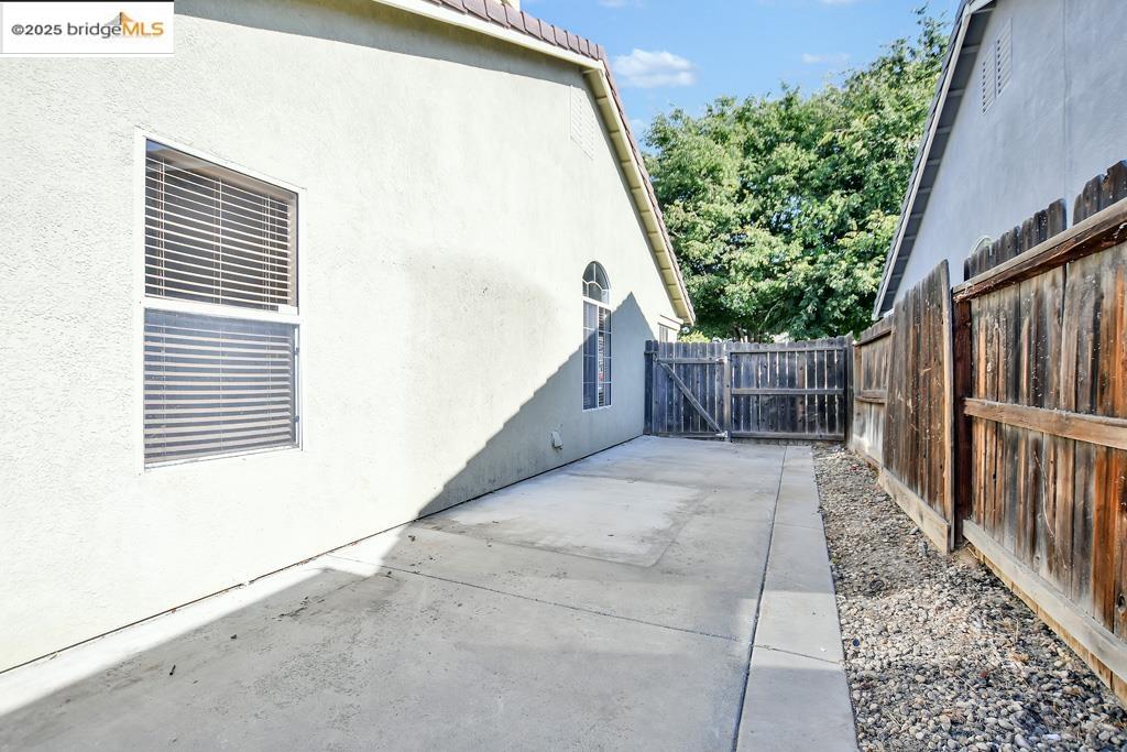 Detail Gallery Image 27 of 32 For 1754 Ray Wise Ln, Tracy,  CA 95376 - 4 Beds | 2 Baths