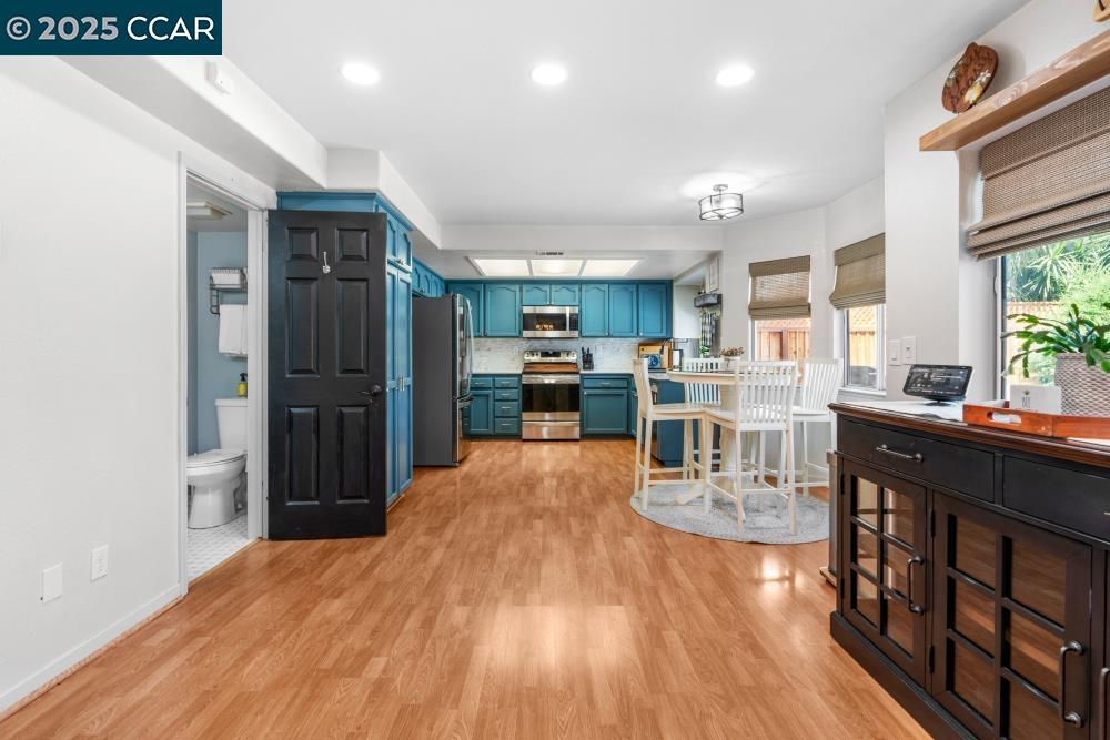 Detail Gallery Image 15 of 41 For 737 Hemmingway Ct, Tracy,  CA 95376 - 4 Beds | 2/1 Baths