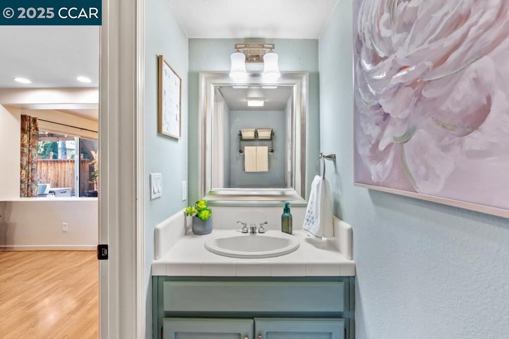 Detail Gallery Image 16 of 41 For 737 Hemmingway Ct, Tracy,  CA 95376 - 4 Beds | 2/1 Baths