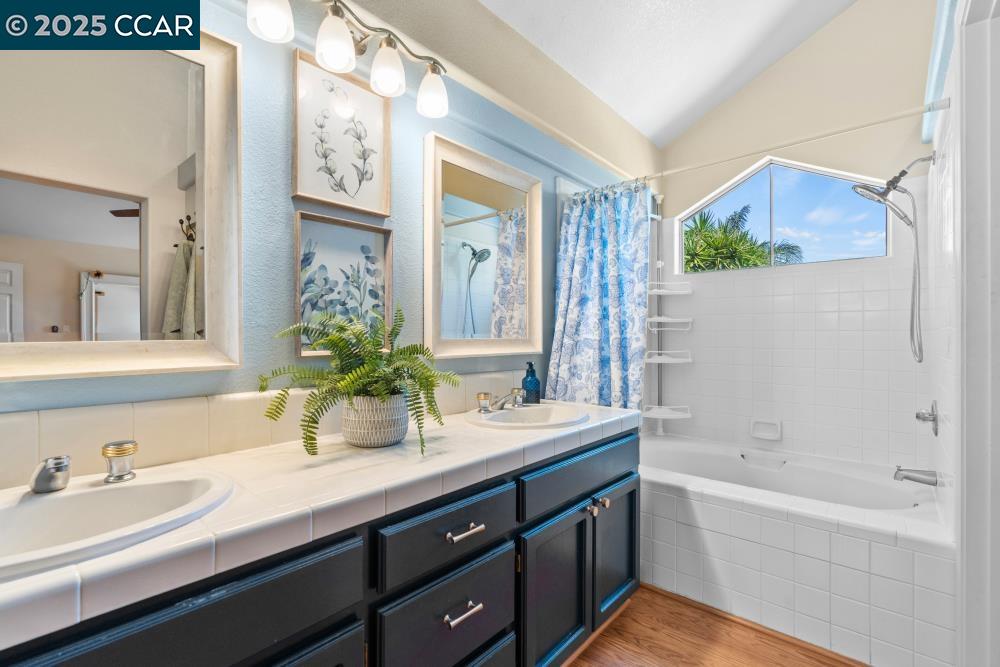 Detail Gallery Image 20 of 41 For 737 Hemmingway Ct, Tracy,  CA 95376 - 4 Beds | 2/1 Baths