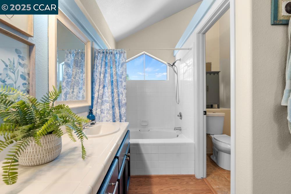 Detail Gallery Image 21 of 41 For 737 Hemmingway Ct, Tracy,  CA 95376 - 4 Beds | 2/1 Baths