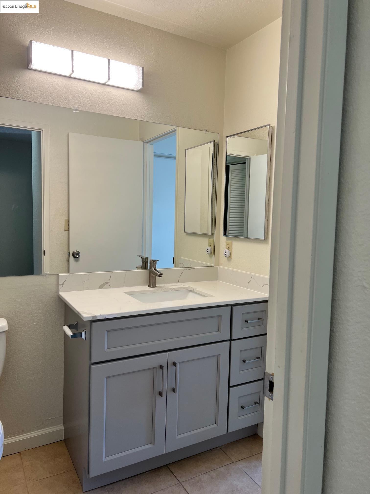 126 PEPPERMILL LN, Pittsburg, California 94565, 2 Bedrooms Bedrooms, 6 Rooms Rooms,1 BathroomBathrooms,Residential Lease,For Rent,126 PEPPERMILL LN,41099480