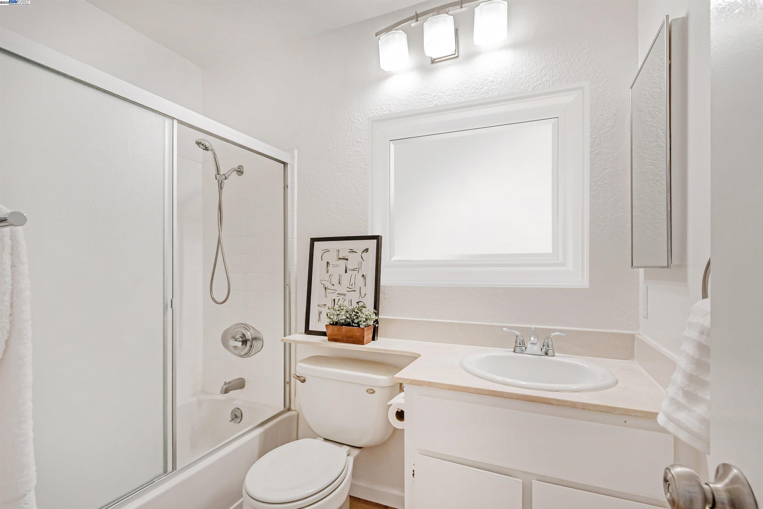 Detail Gallery Image 26 of 36 For 256 Shadow Run Dr, San Jose,  CA 95110 - 2 Beds | 2 Baths