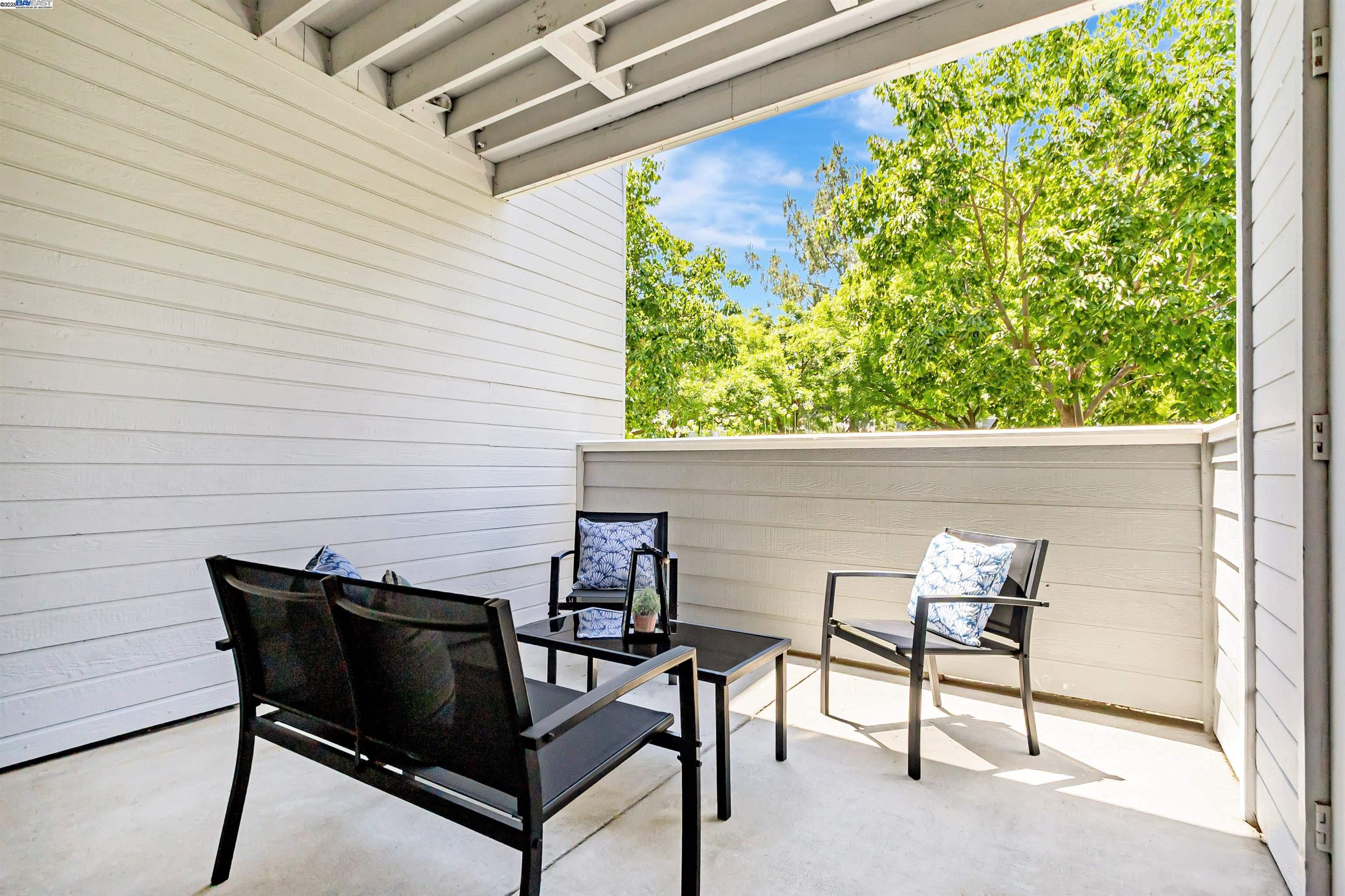 Detail Gallery Image 28 of 36 For 256 Shadow Run Dr, San Jose,  CA 95110 - 2 Beds | 2 Baths