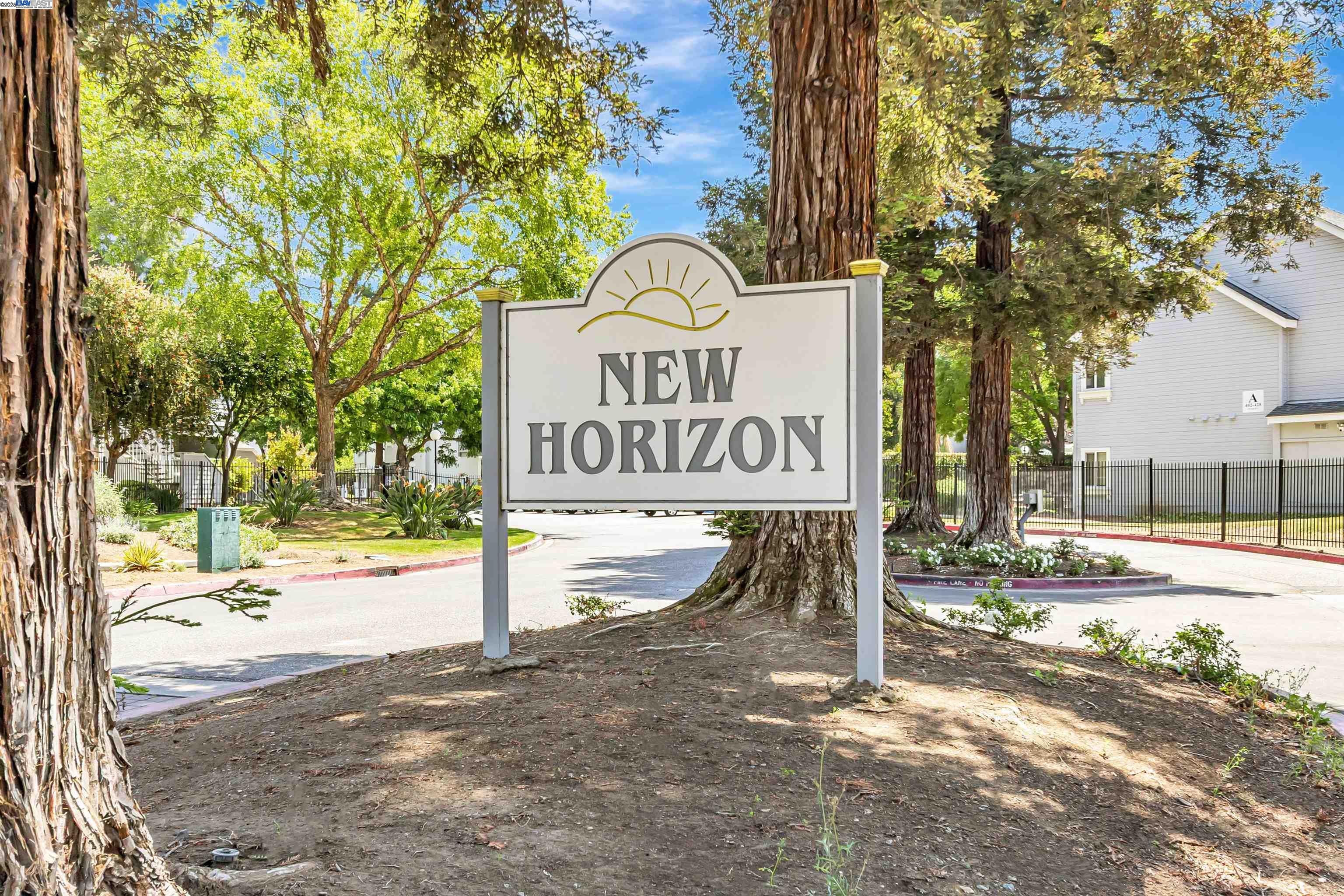 Detail Gallery Image 31 of 36 For 256 Shadow Run Dr, San Jose,  CA 95110 - 2 Beds | 2 Baths