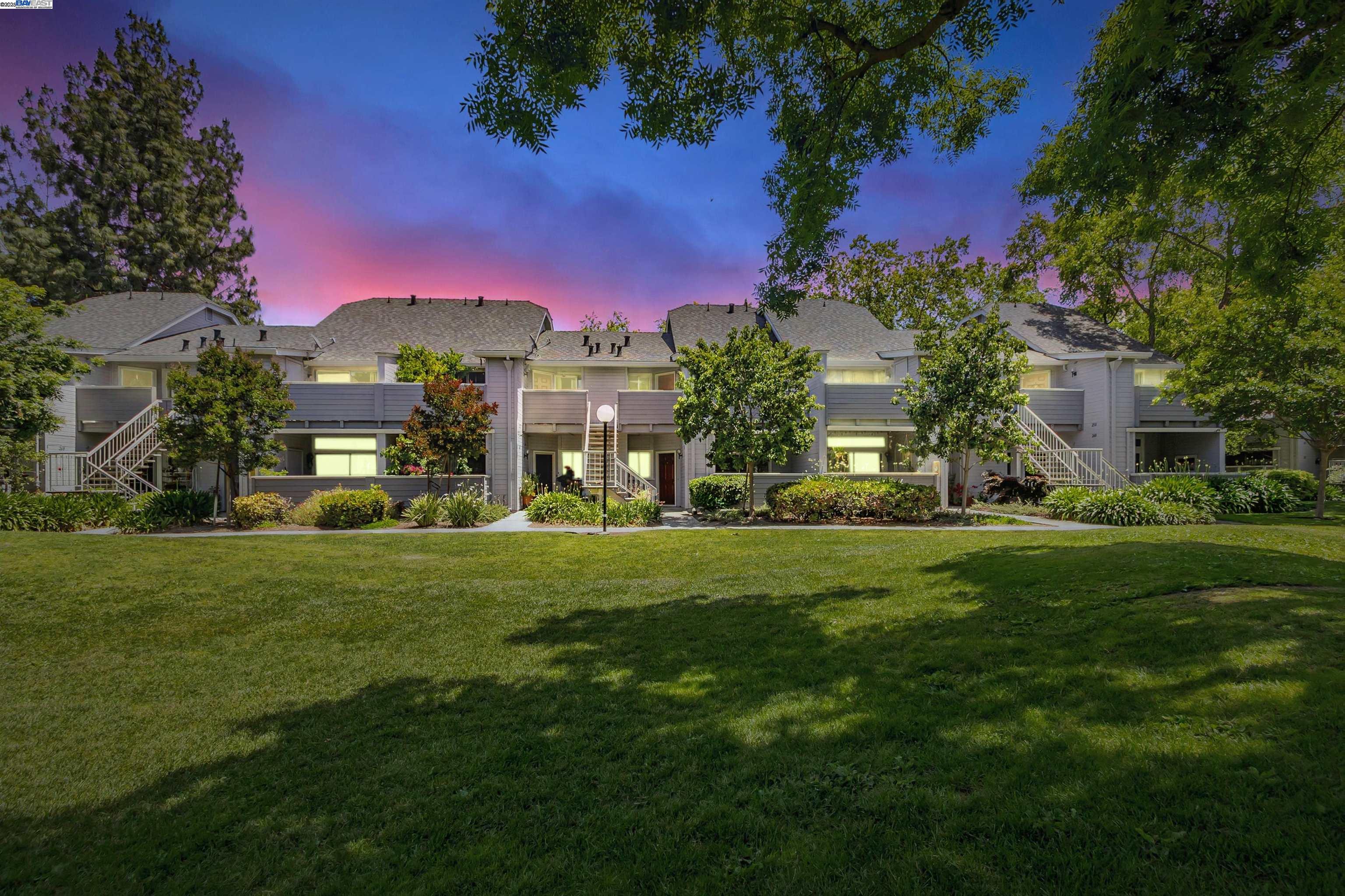 Detail Gallery Image 36 of 36 For 256 Shadow Run Dr, San Jose,  CA 95110 - 2 Beds | 2 Baths