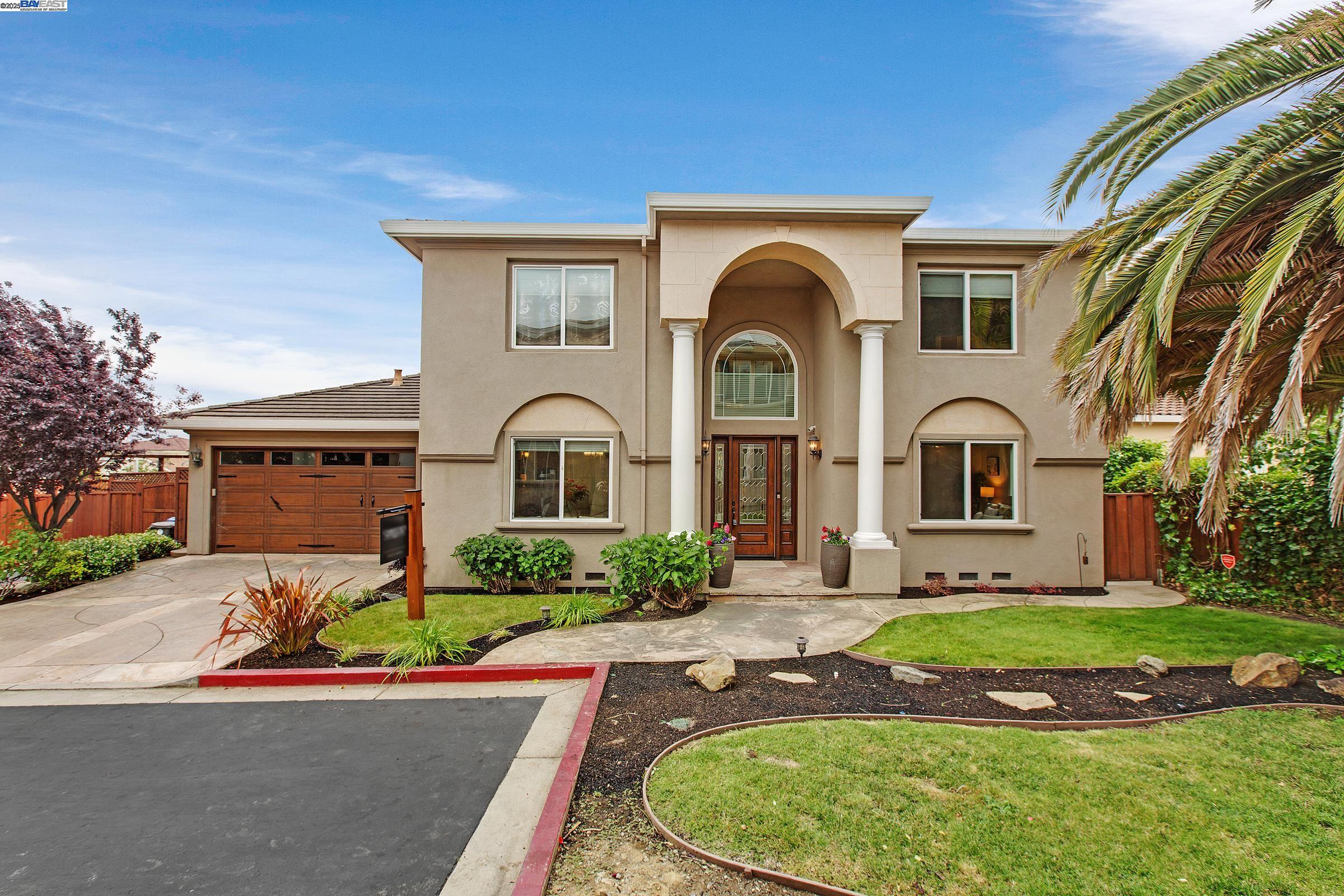 Detail Gallery Image 1 of 1 For 3940 Alexia Pl, Castro Valley,  CA 94546 - 5 Beds | 4 Baths