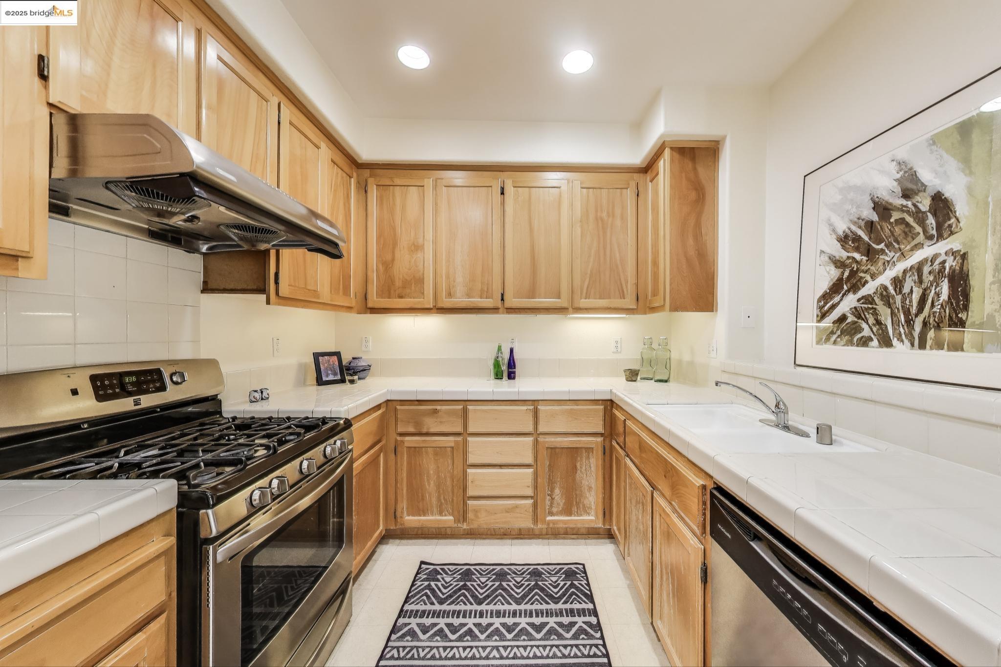 Photo #12: 41099488 Listing: Photo #12