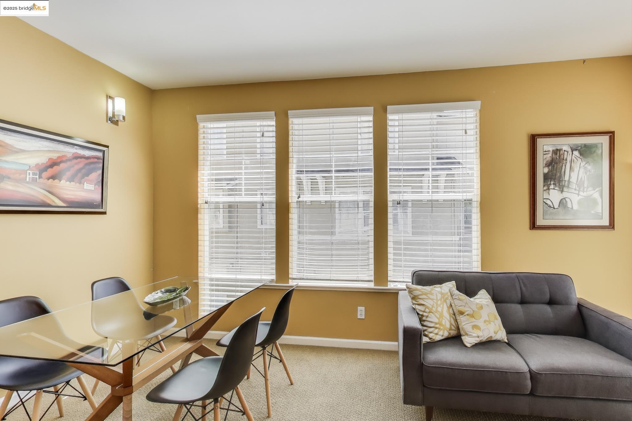 Photo #5: 41099488 Listing: Photo #5