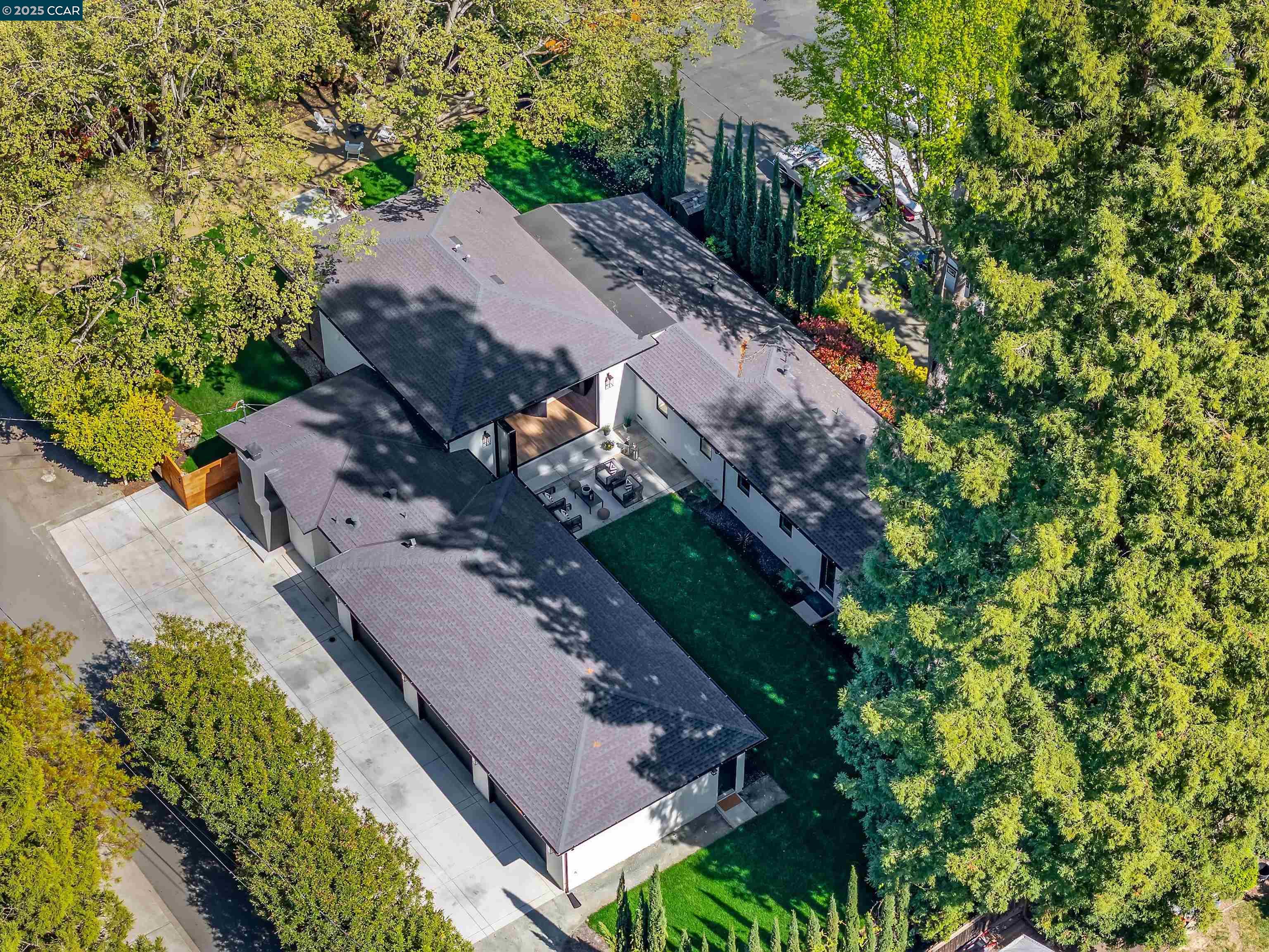 Detail Gallery Image 45 of 56 For 2559 Romley Ln, Alamo,  CA 94507 - 4 Beds | 3/2 Baths