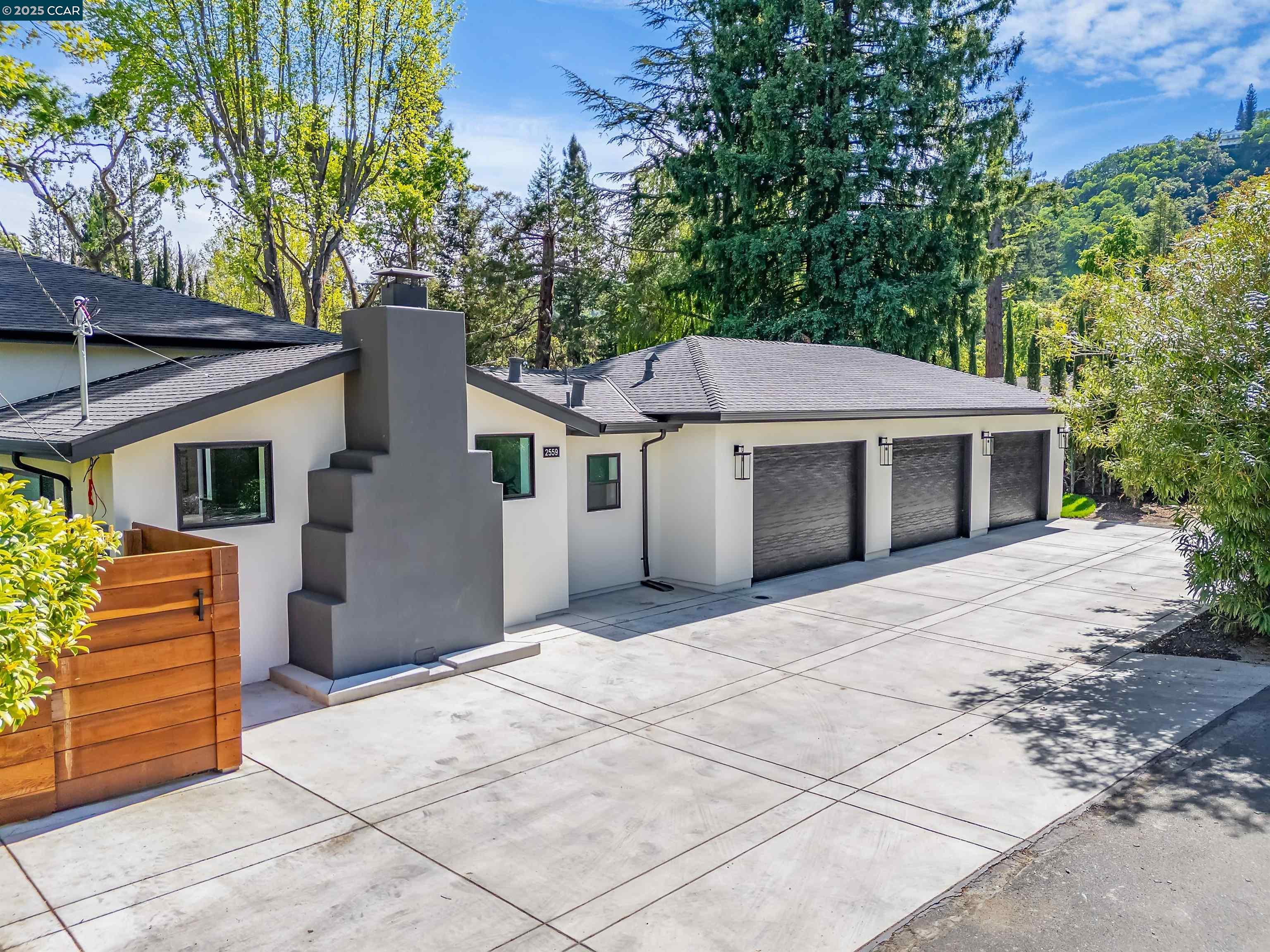 Detail Gallery Image 50 of 56 For 2559 Romley Ln, Alamo,  CA 94507 - 4 Beds | 3/2 Baths