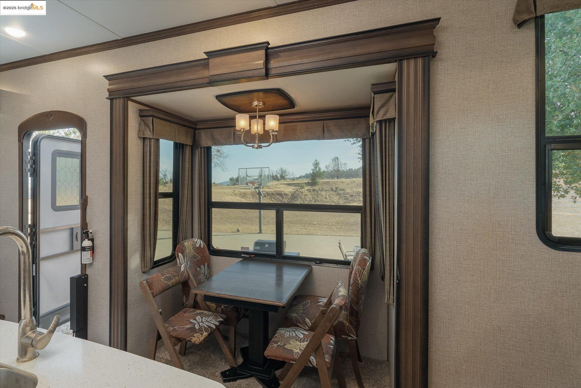 Detail Gallery Image 21 of 33 For 5535 Parrotts Ferry Road, Murphys,  CA 95251 - 1 Beds | 1 Baths