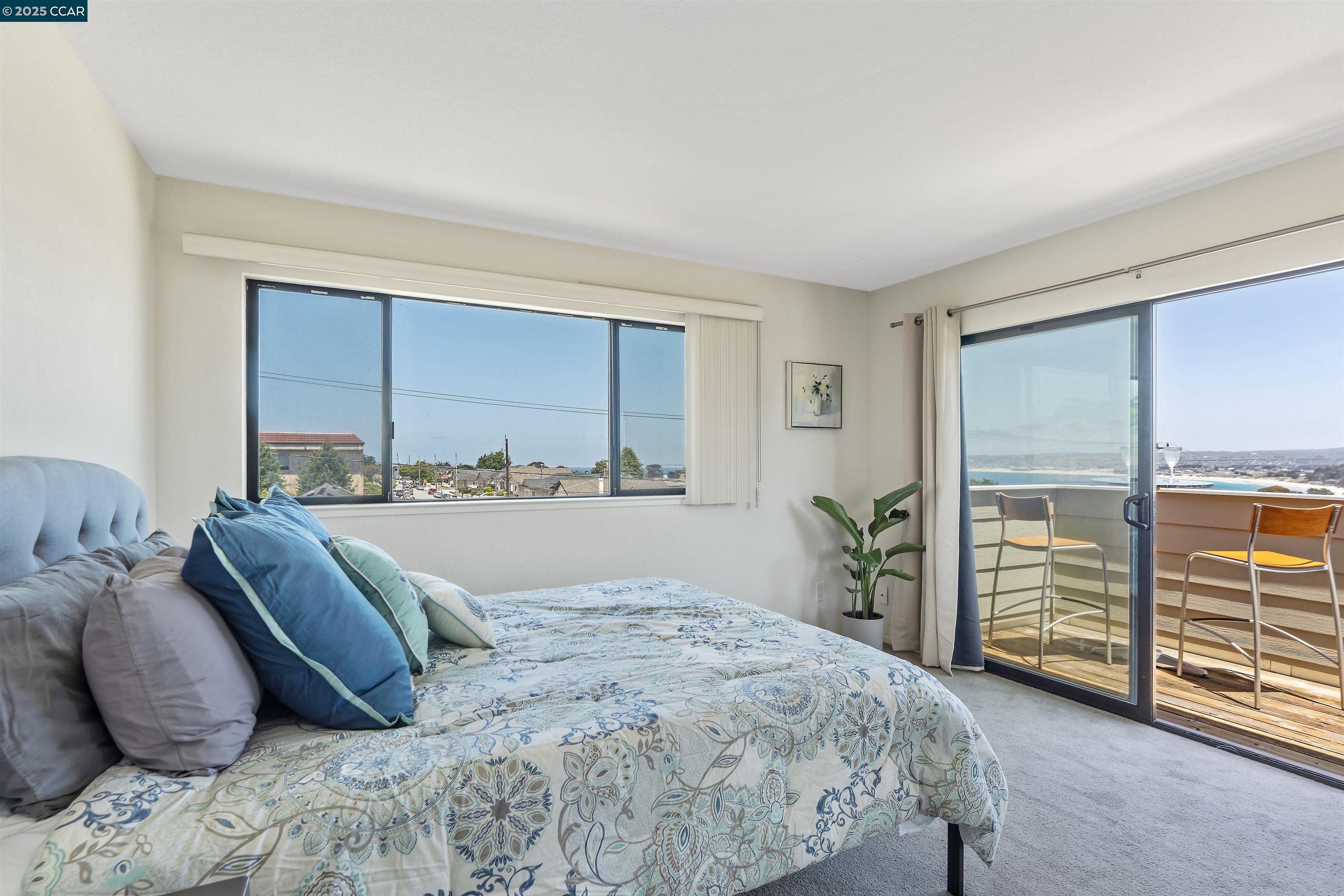 Detail Gallery Image 14 of 27 For 402 Watson #5,  Monterey,  CA 92940 - 2 Beds | 2 Baths