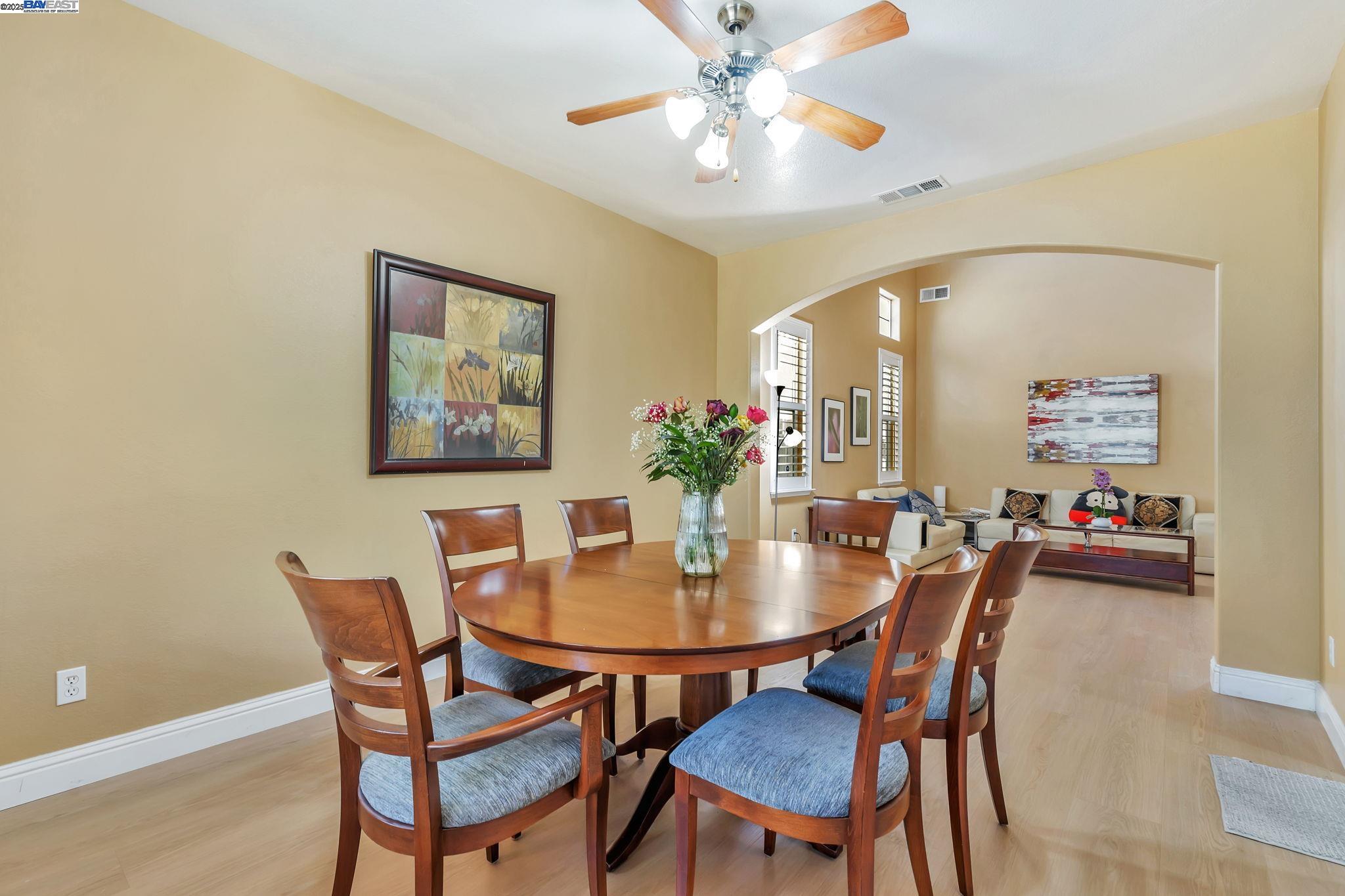 Detail Gallery Image 16 of 49 For 3021 Collingham Ct, Modesto,  CA 95355 - 5 Beds | 3 Baths