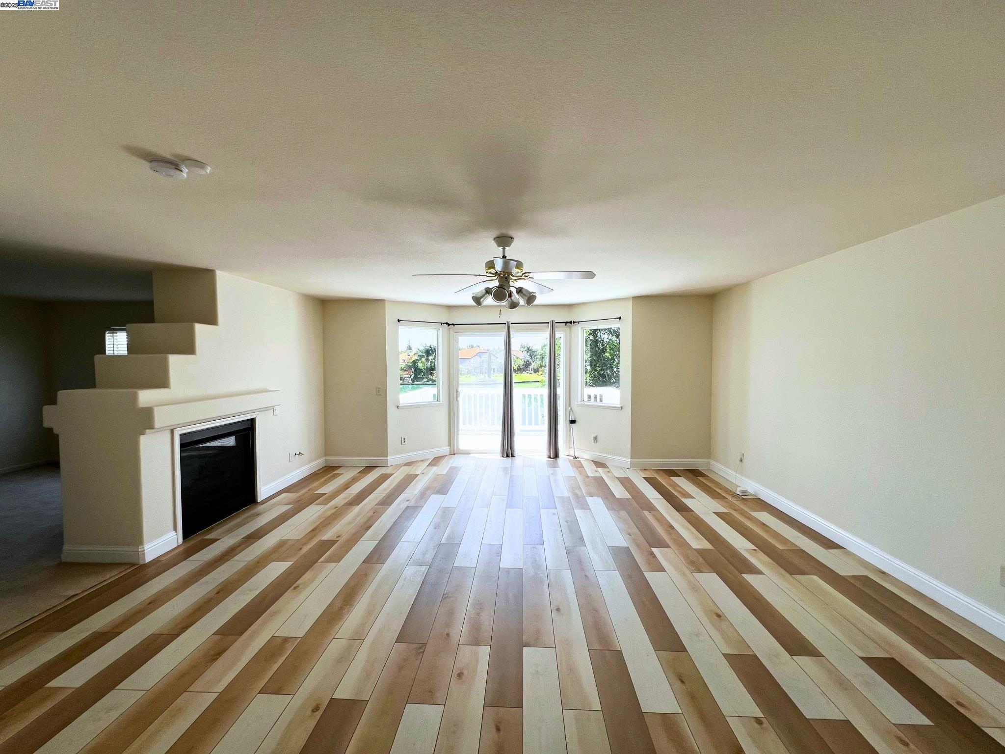 Detail Gallery Image 24 of 53 For 3940 Pine Lake Cir, Stockton,  CA 95219 - 4 Beds | 3 Baths