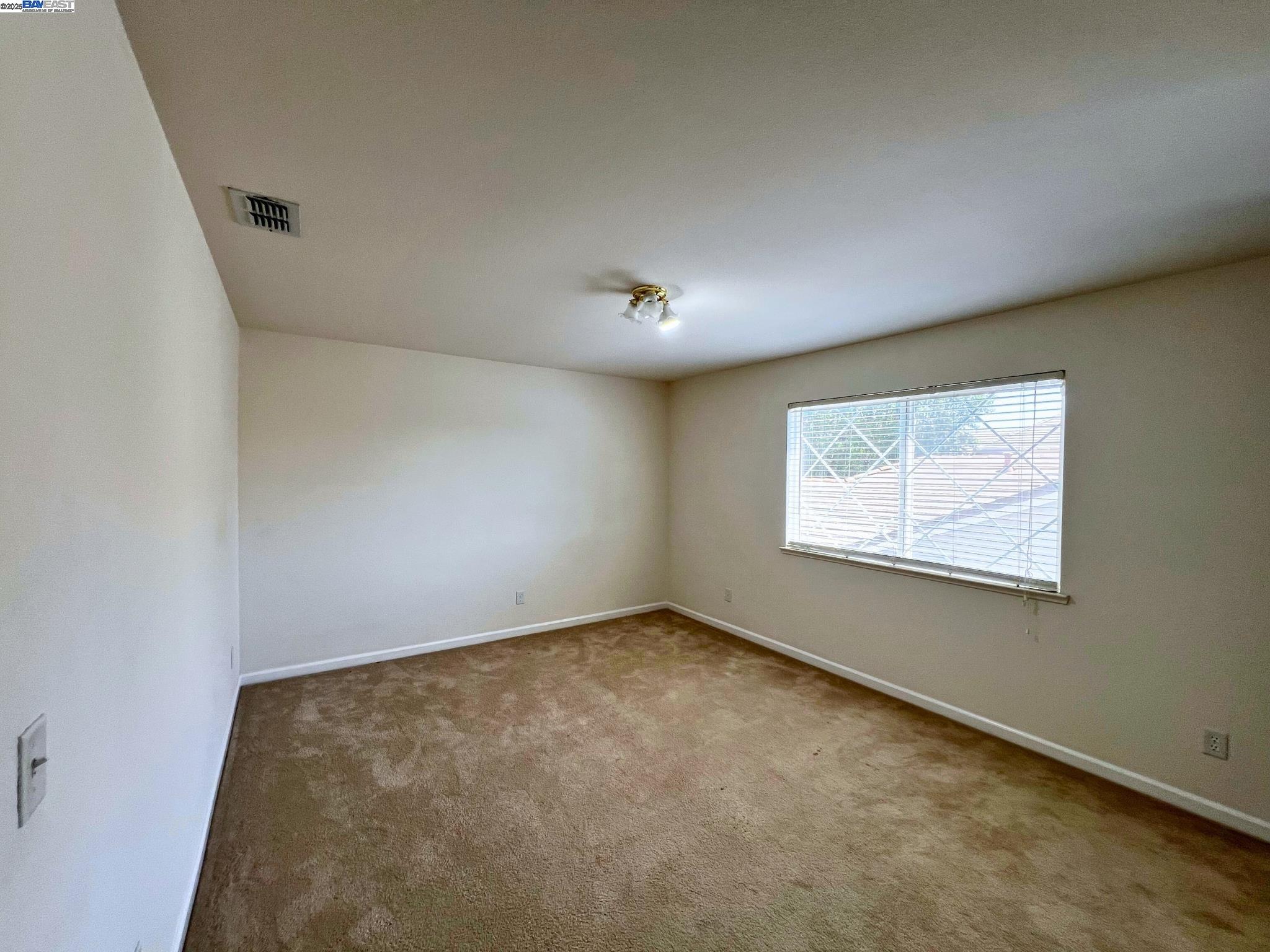 Detail Gallery Image 31 of 53 For 3940 Pine Lake Cir, Stockton,  CA 95219 - 4 Beds | 3 Baths